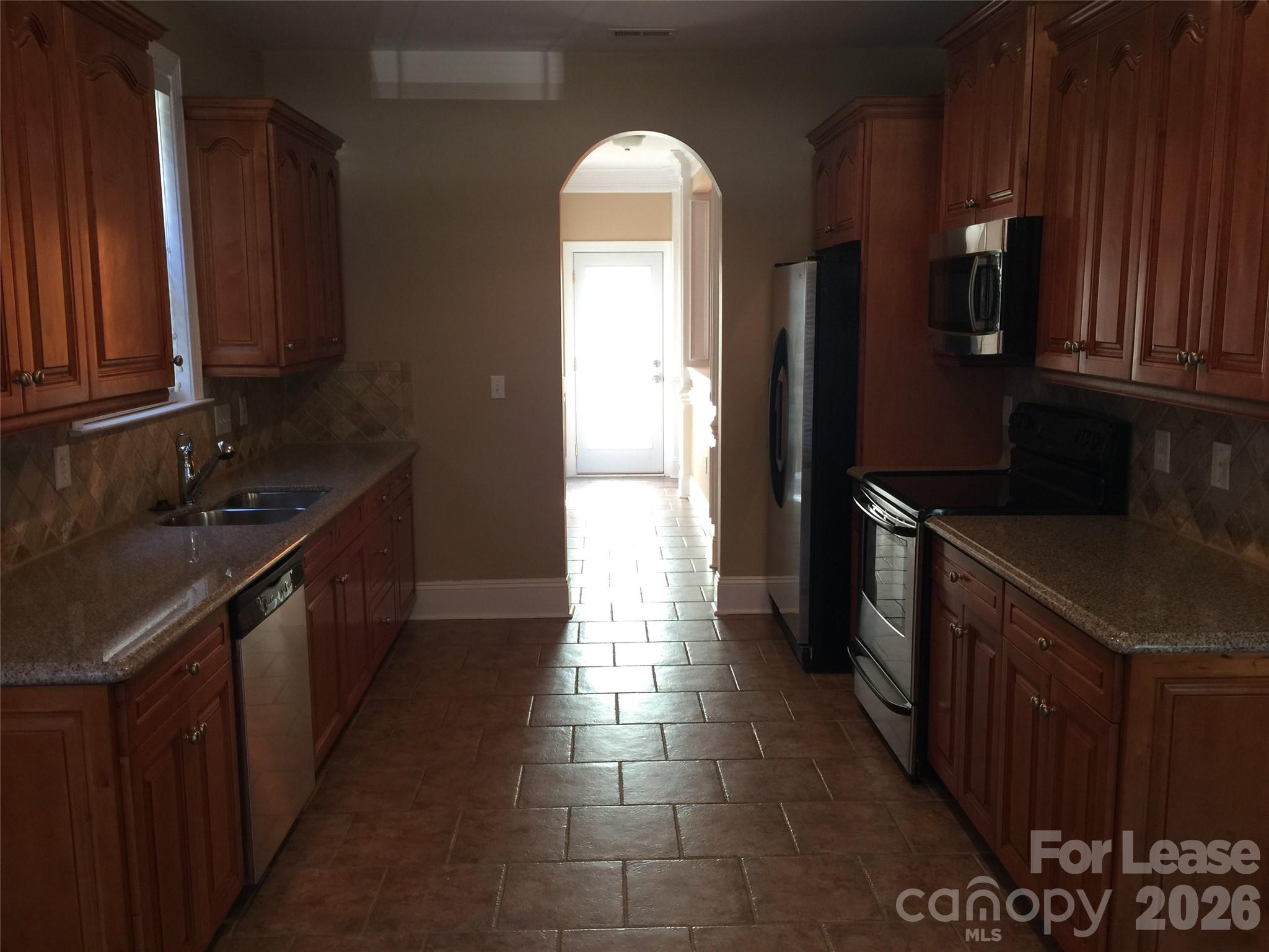 15318 S Birkdale Commons Parkway Property Photo 6