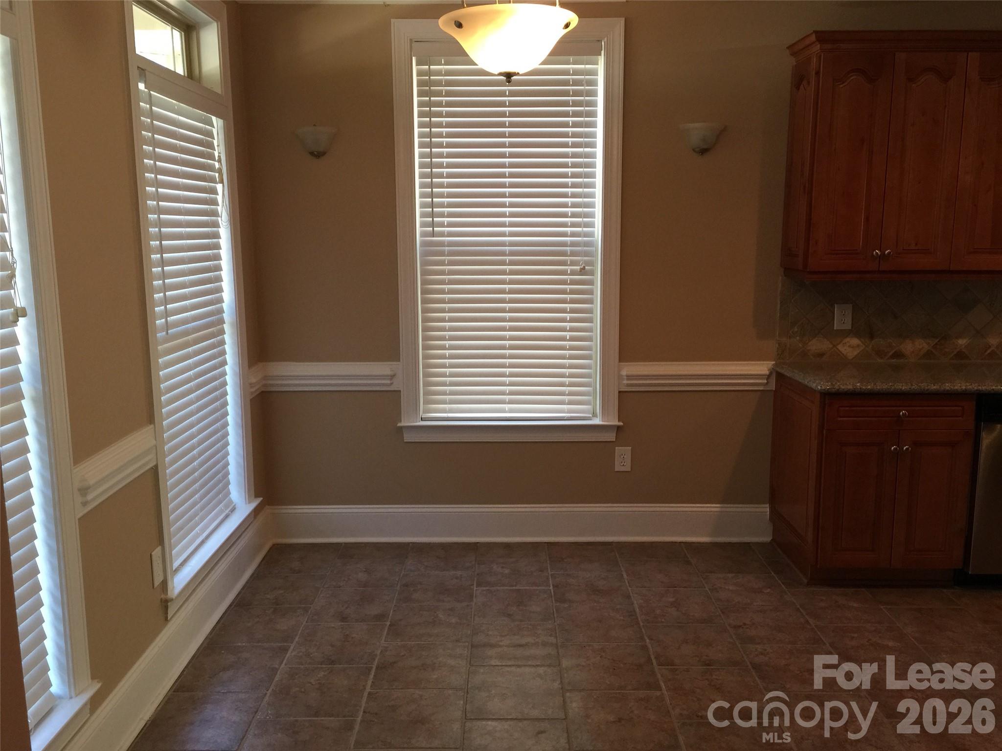 15318 S Birkdale Commons Parkway Property Photo 7