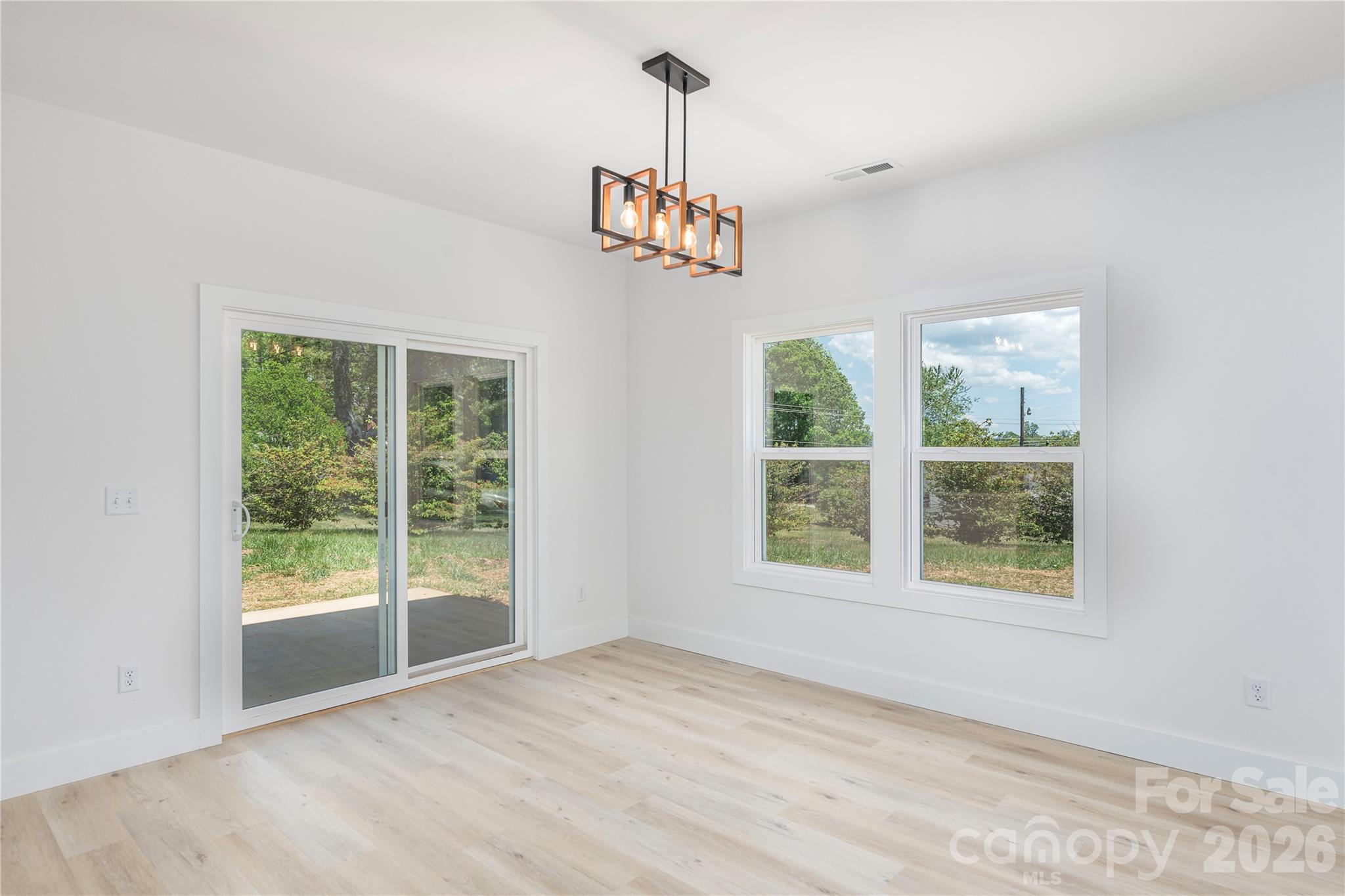 32 Oak Hill Road Property Photo 8
