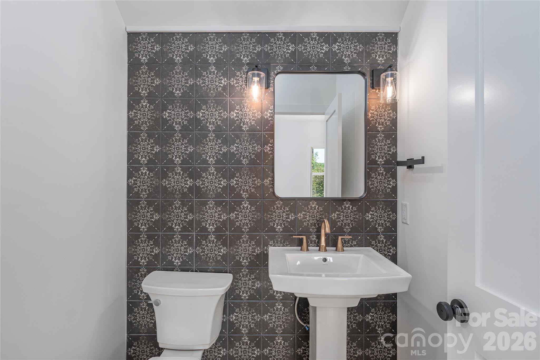 32 Oak Hill Road Property Photo 14