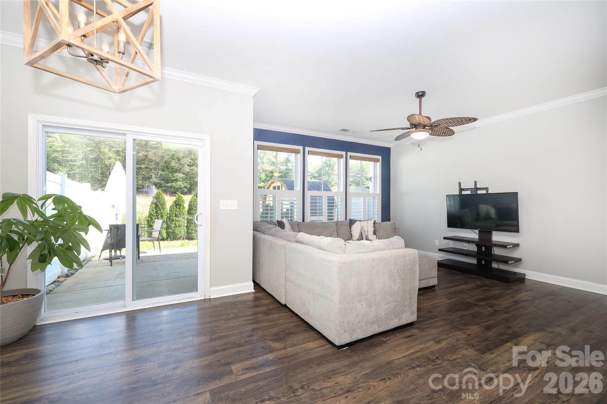 1086 Chicory Trace Property Photo 6