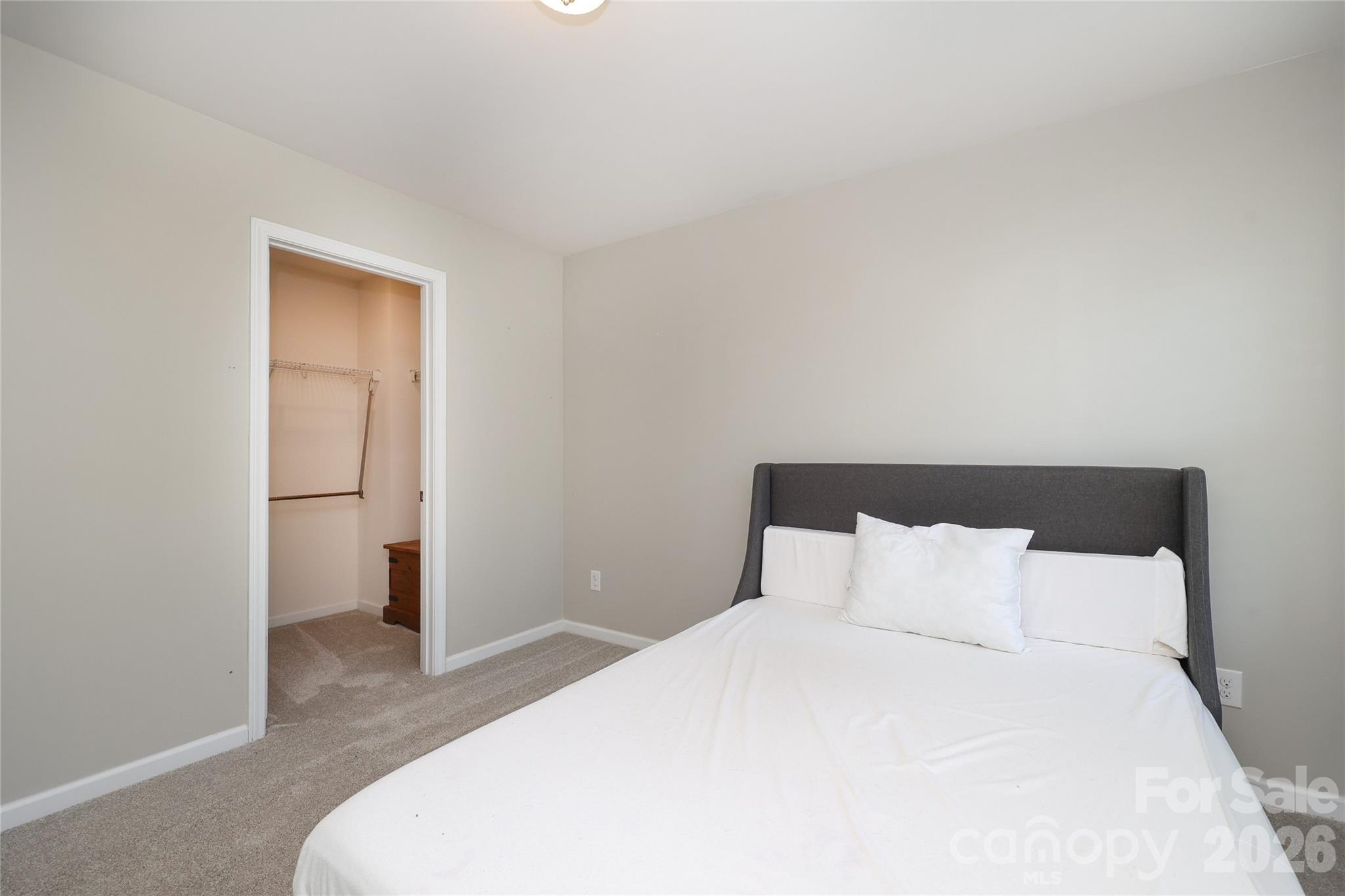 1086 Chicory Trace Property Photo 27