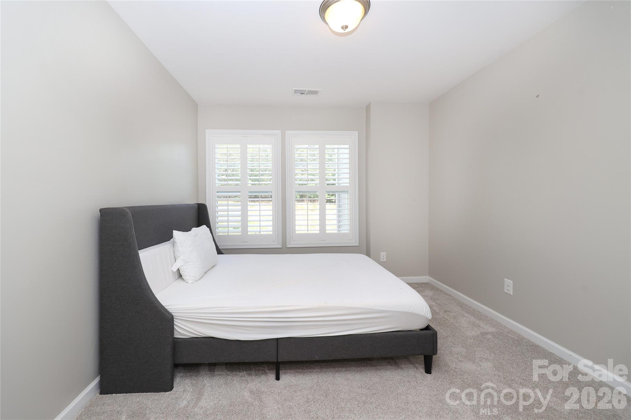 1086 Chicory Trace Property Photo 28