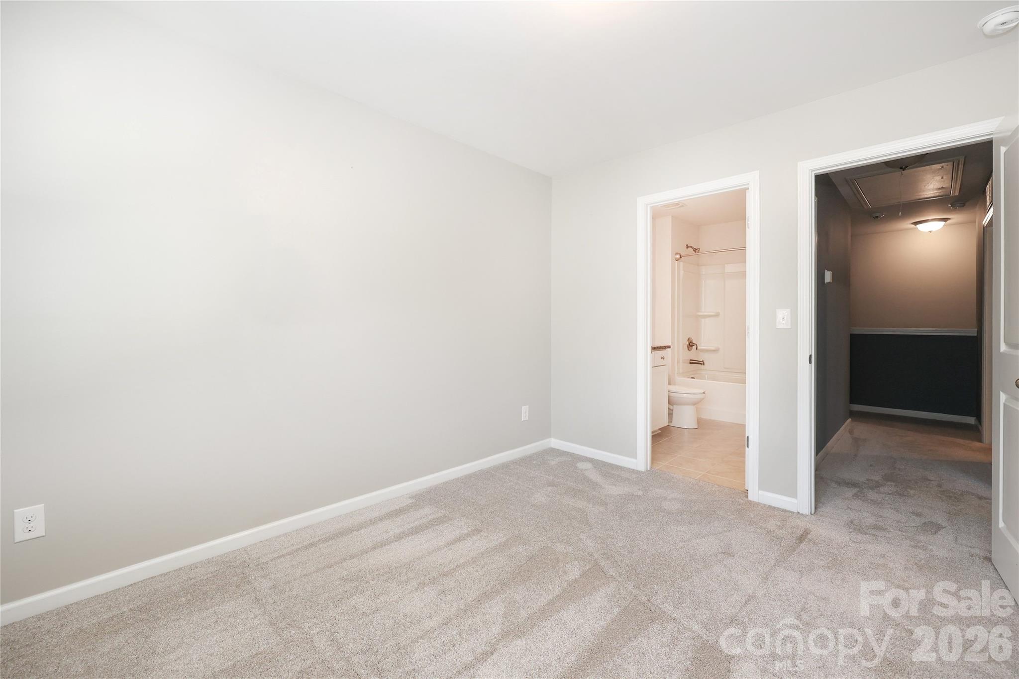1086 Chicory Trace Property Photo 31