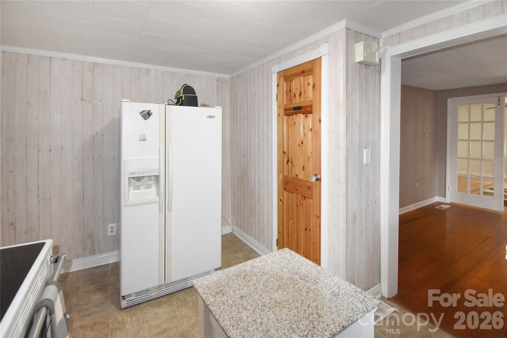 212 Sharon Avenue Property Photo 12