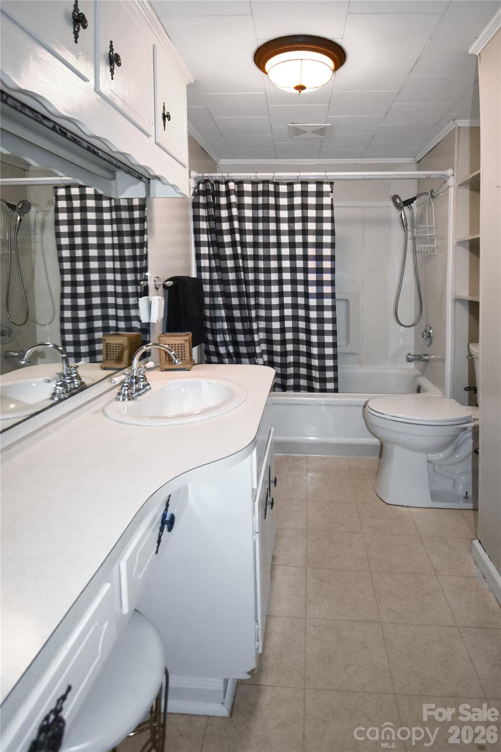 212 Sharon Avenue Property Photo 22