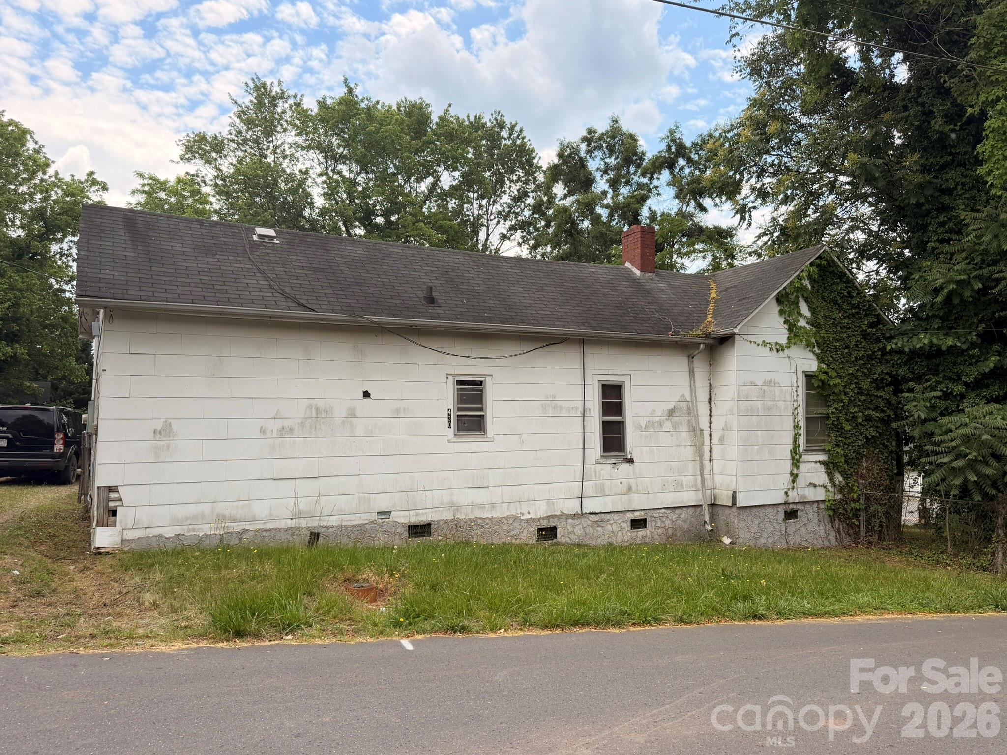 430 E D Street Property Photo 5