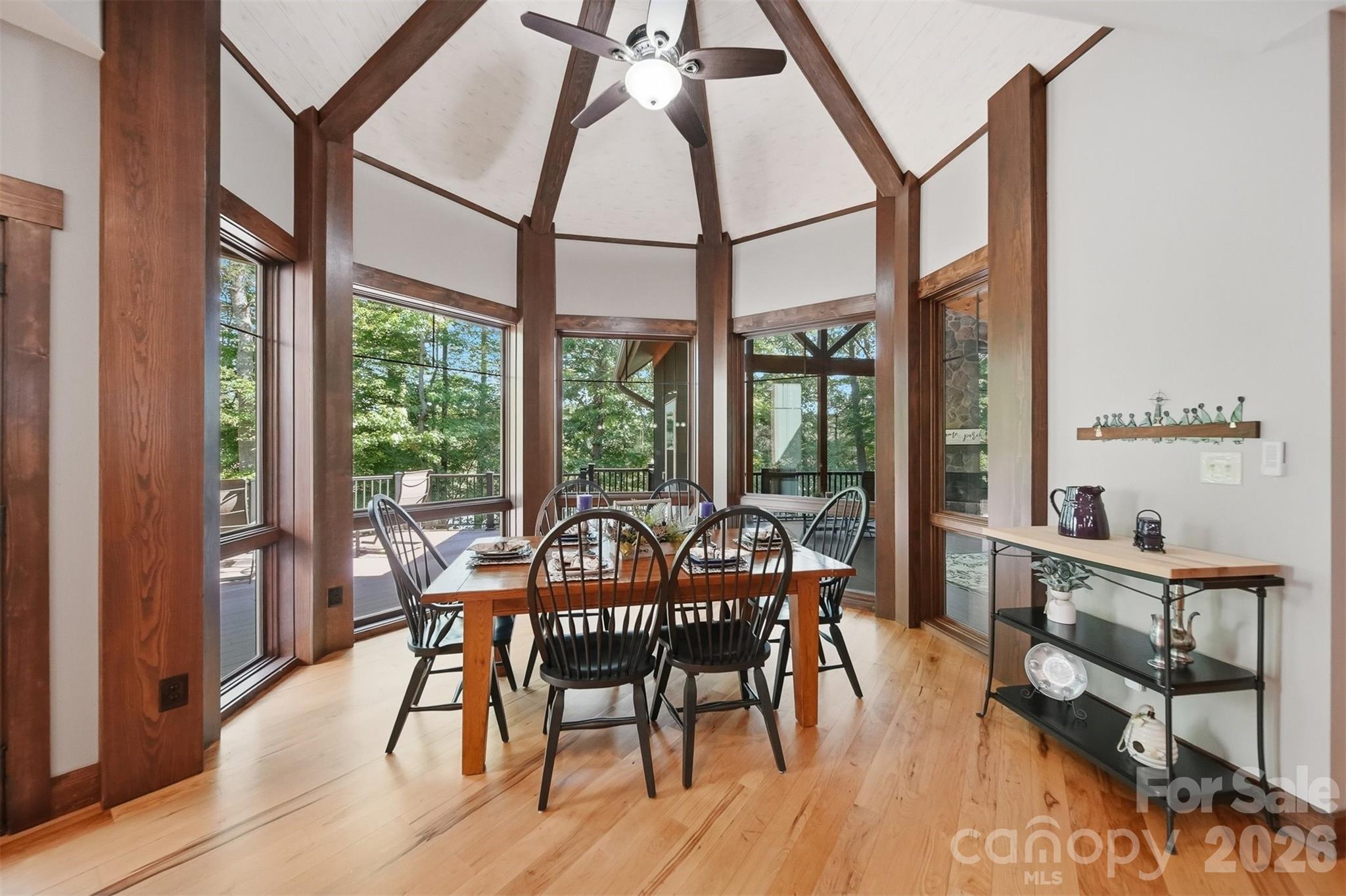 308 Riverwalk Drive Property Photo 16