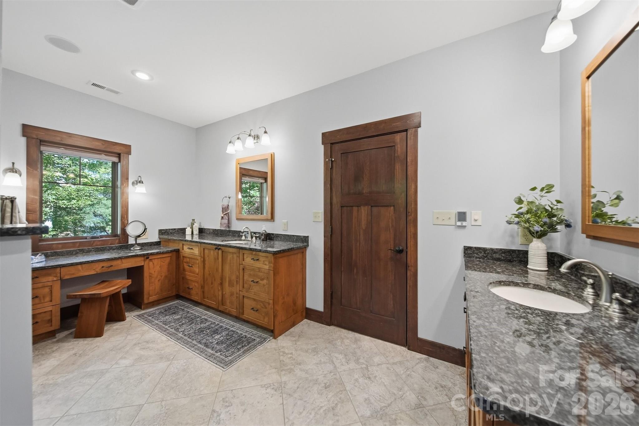 308 Riverwalk Drive Property Photo 25