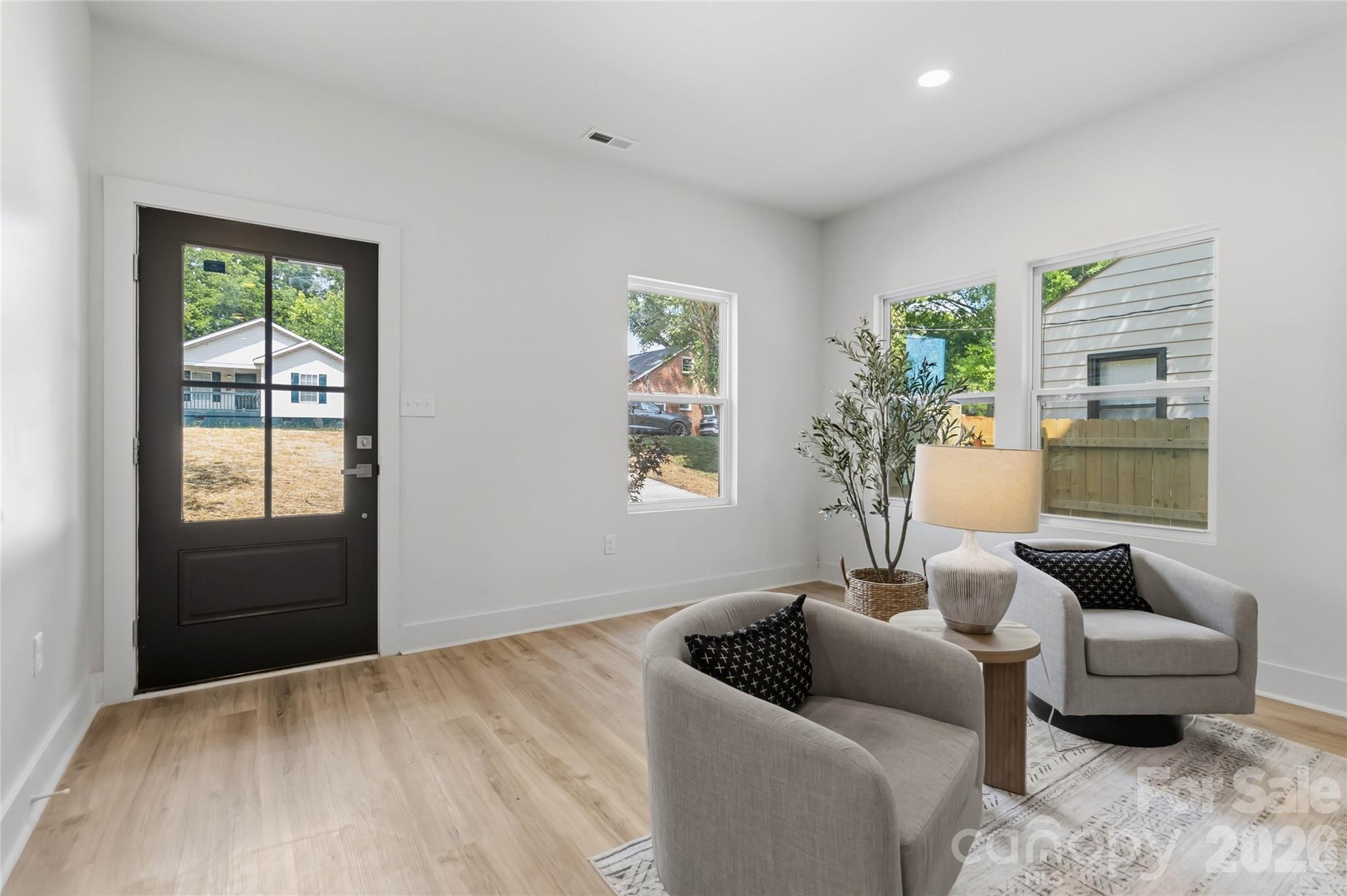 3409 Rogers Street Property Photo 6