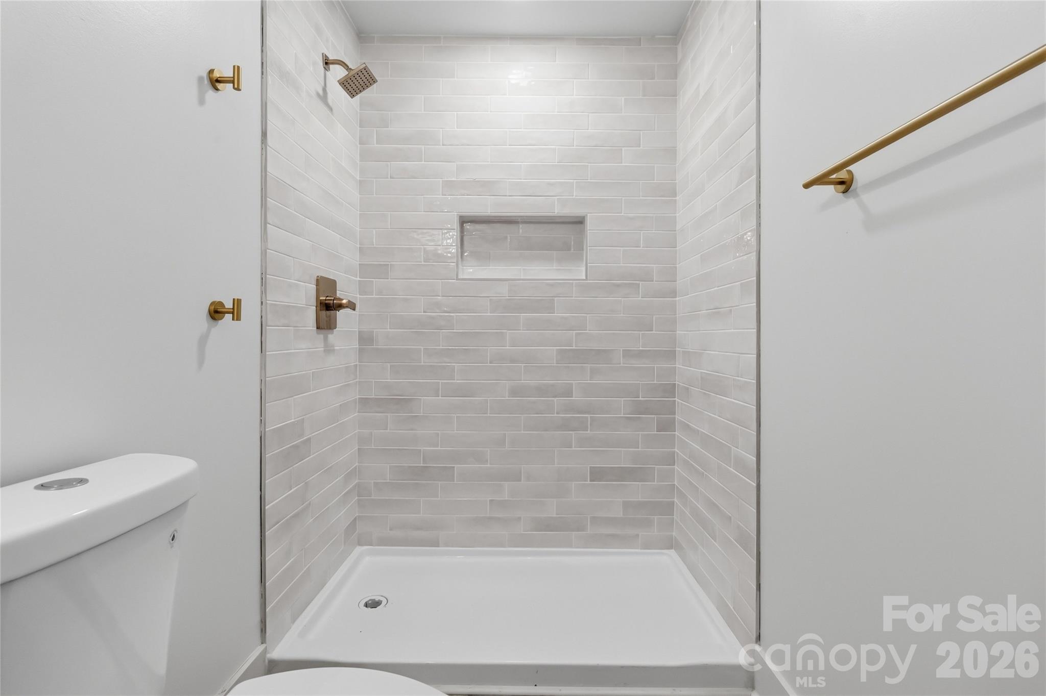 3409 Rogers Street Property Photo 38