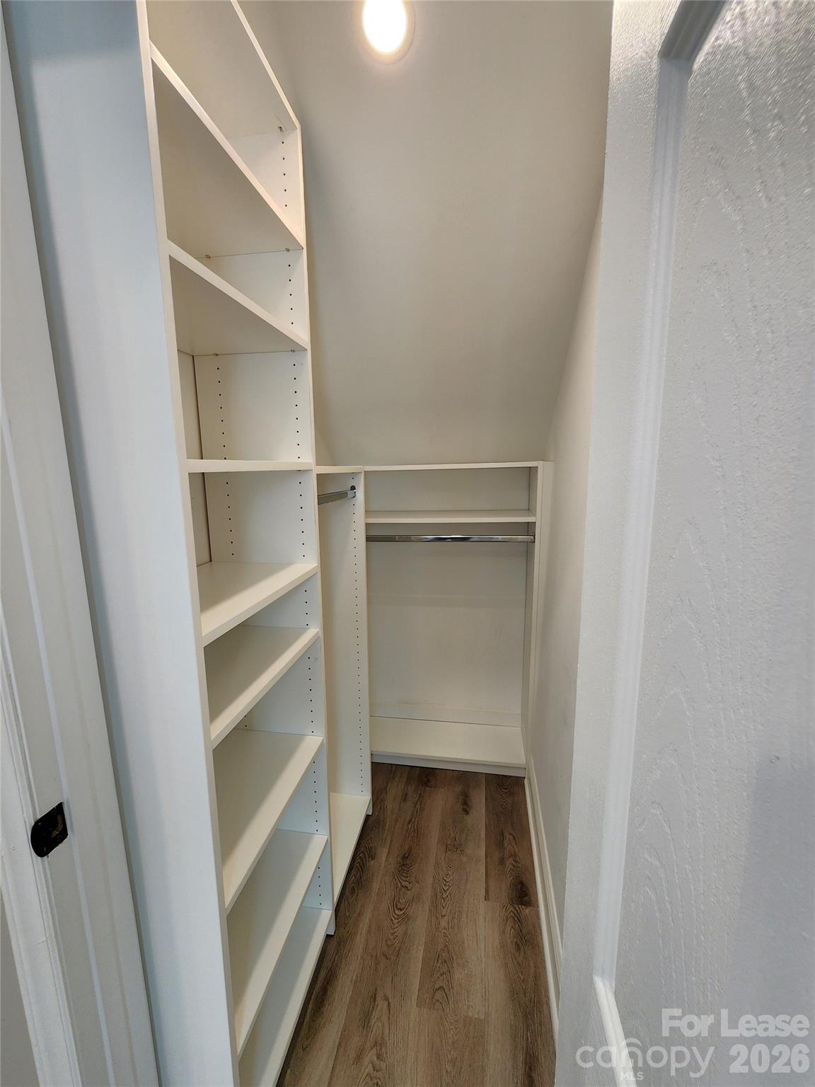 411 W 6th Avenue A Property Photo 14