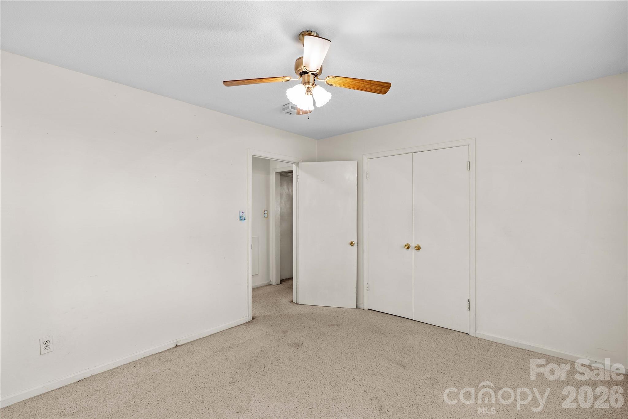 1059 Shearers Road Property Photo 30