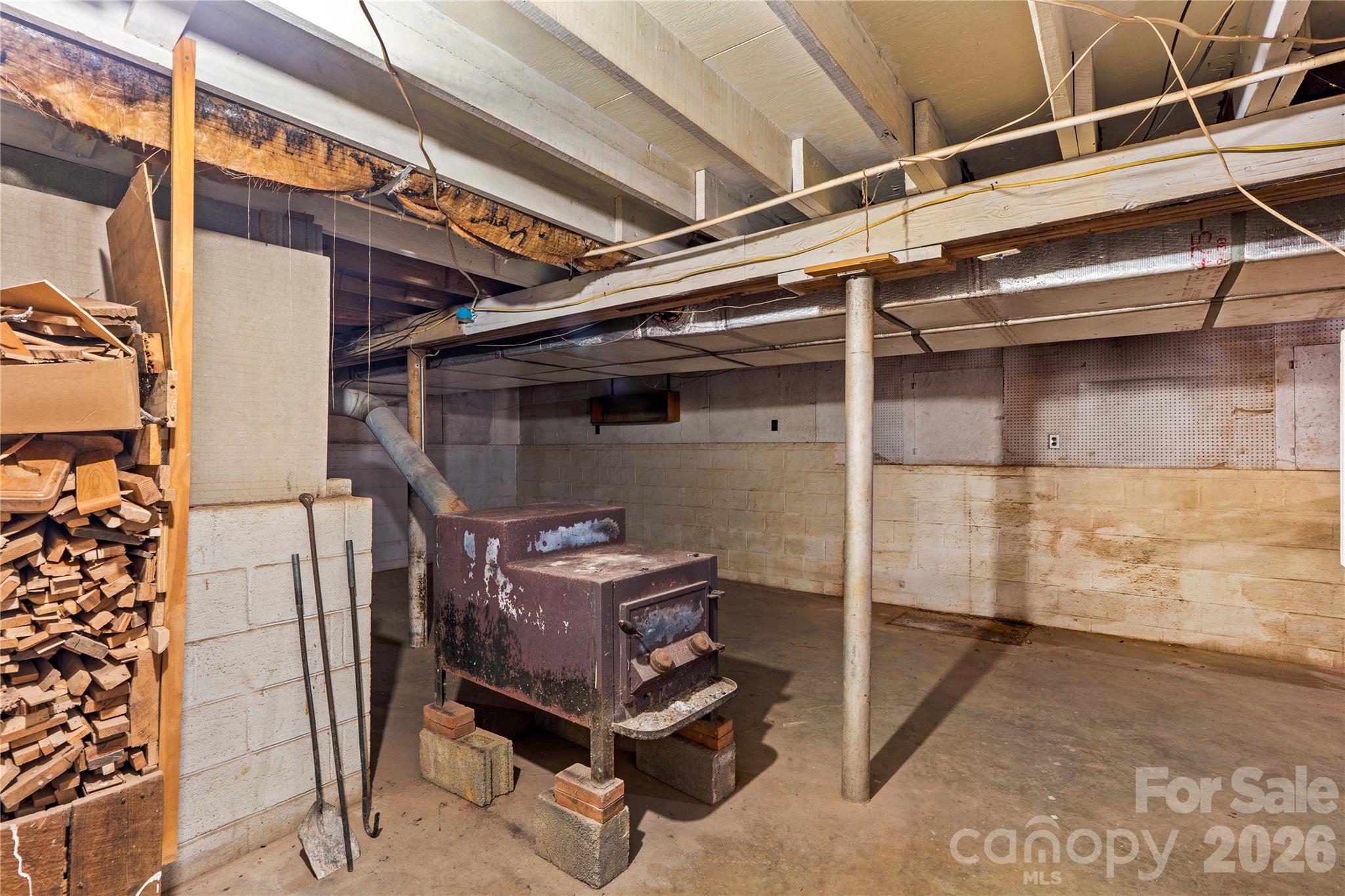 1059 Shearers Road Property Photo 35
