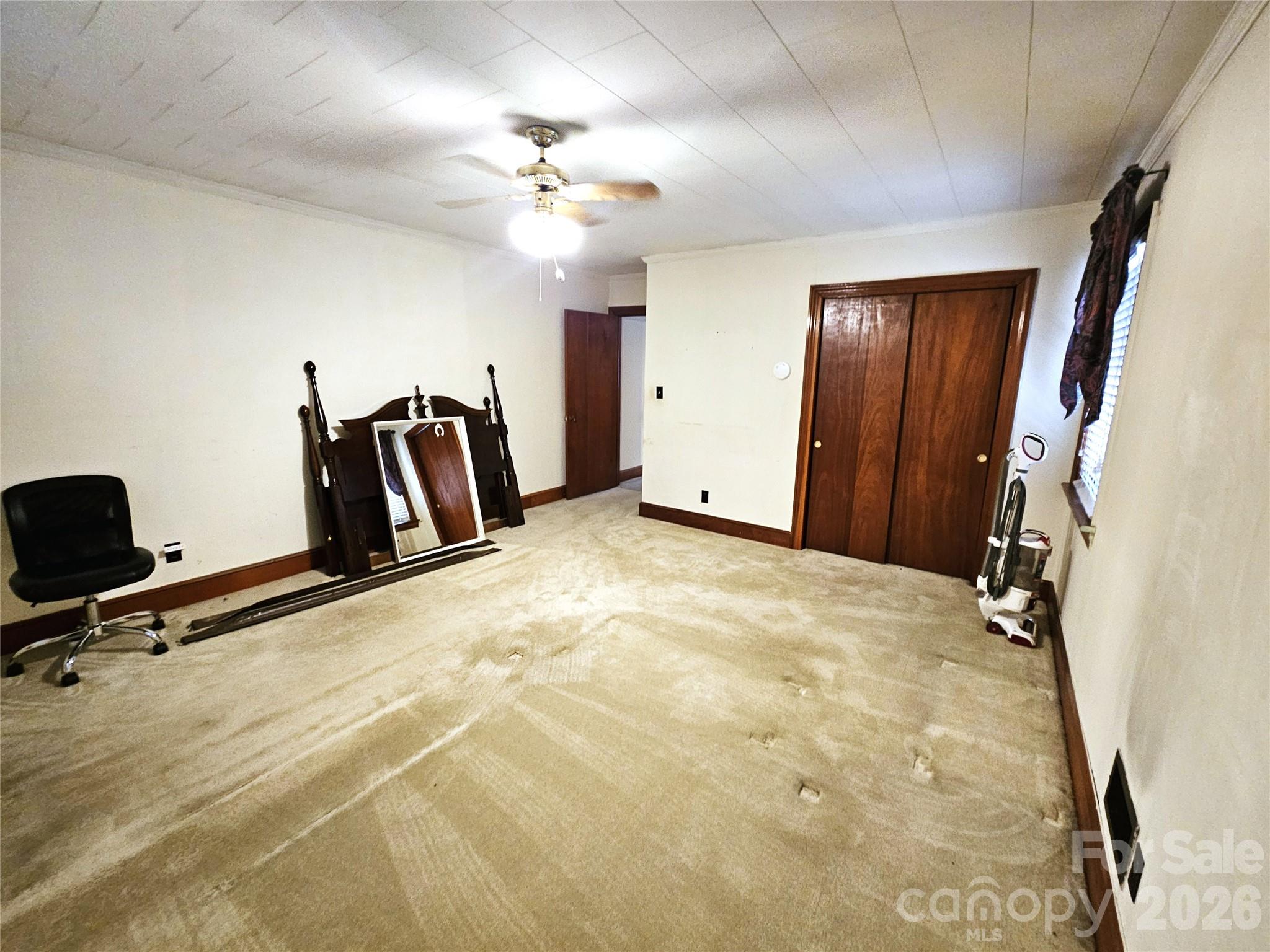 557 Goldmoor Drive Property Photo 9