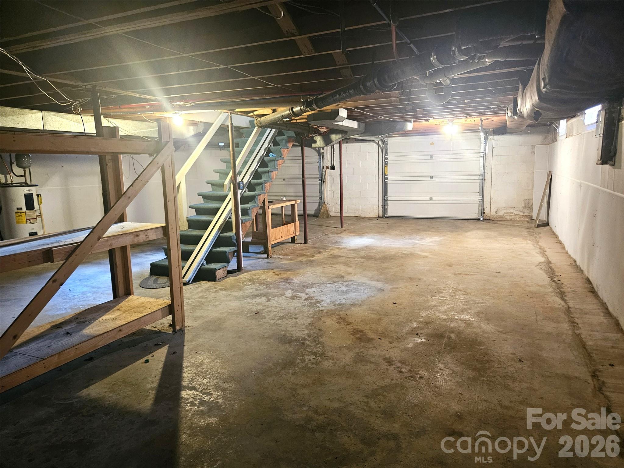 557 Goldmoor Drive Property Photo 14