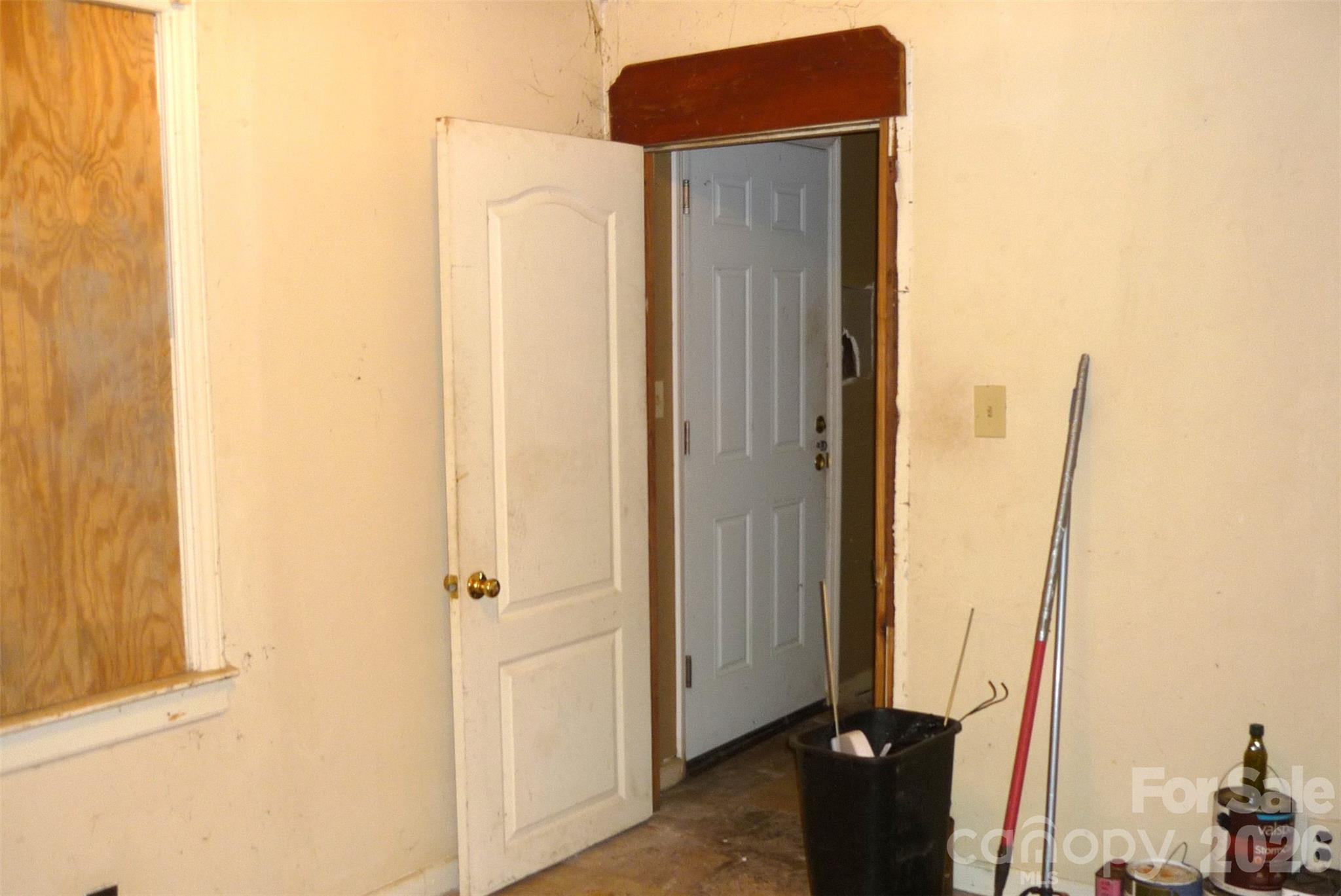 407 N Pear Street Property Photo 27