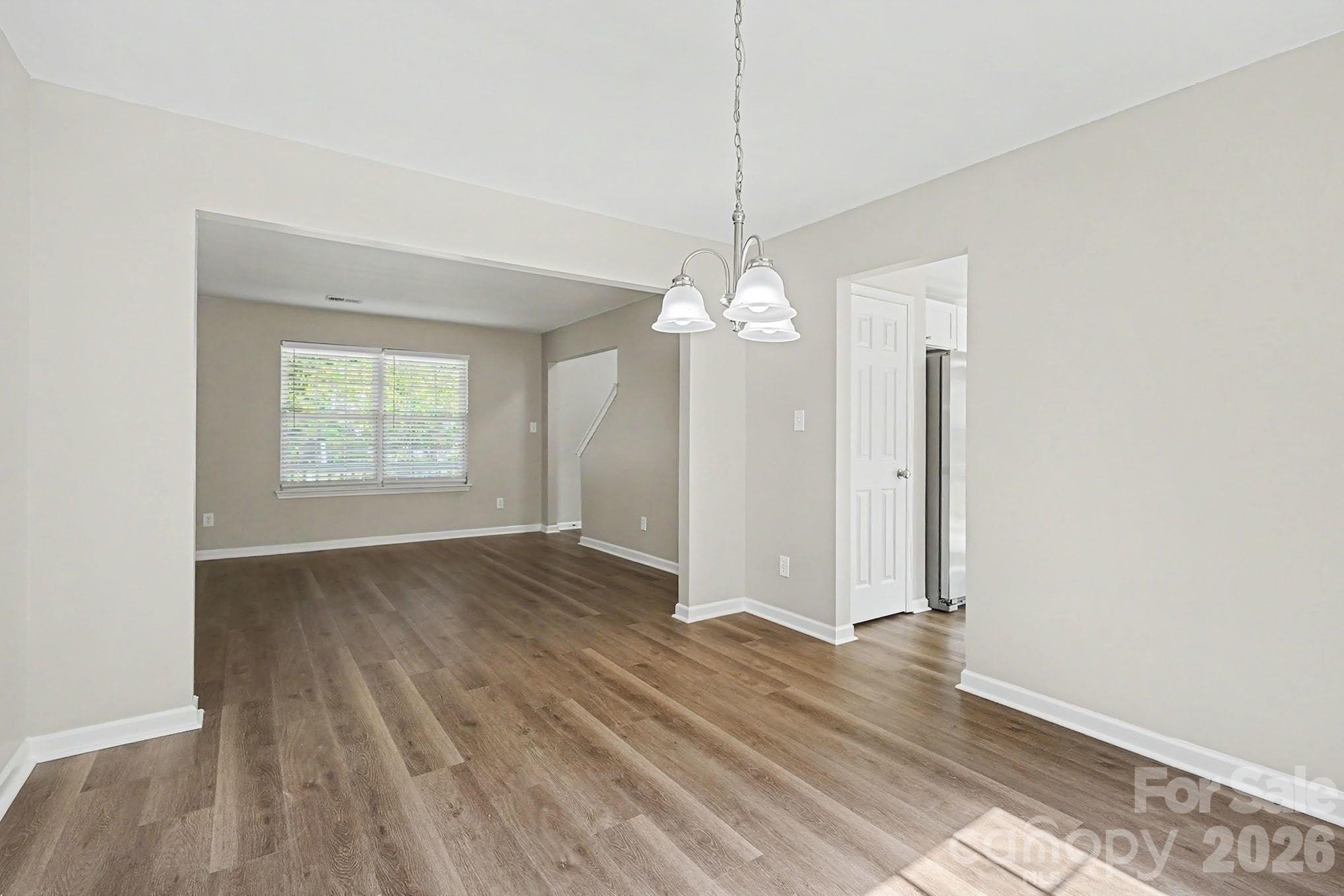 9828 Aventide Lane Property Photo 7