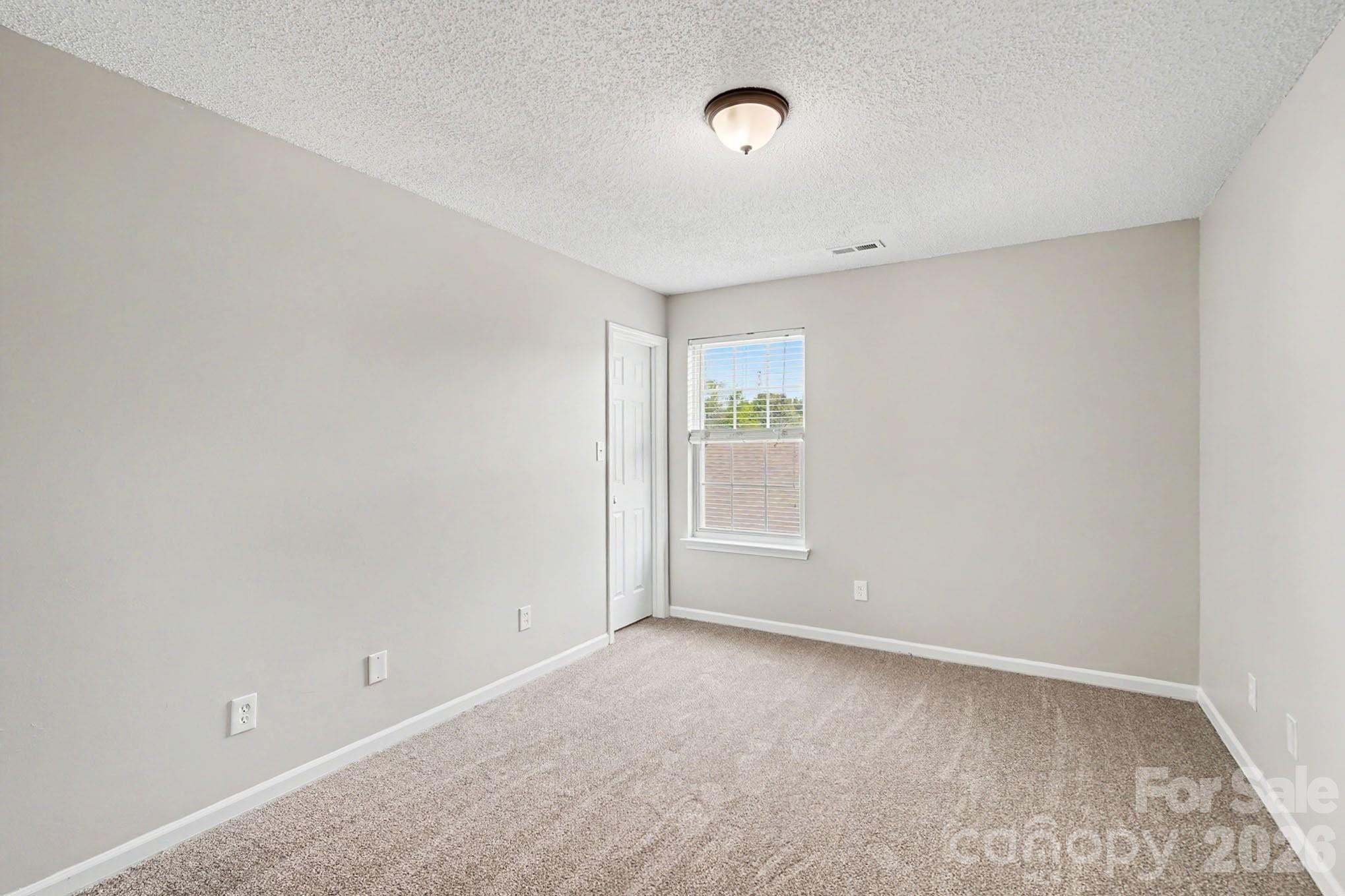 9828 Aventide Lane Property Photo 13
