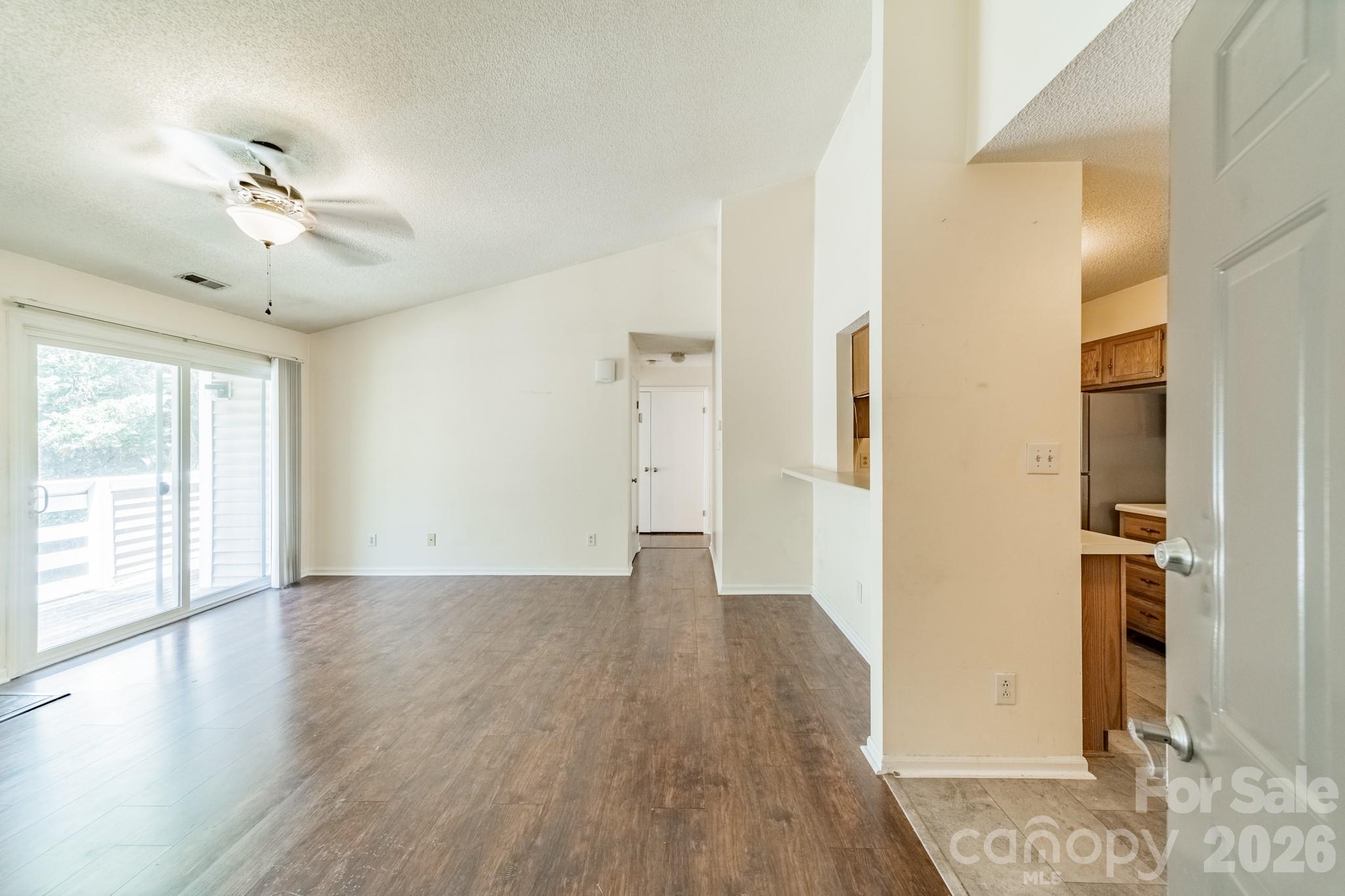 9605 Vinca Circle G Property Photo 15
