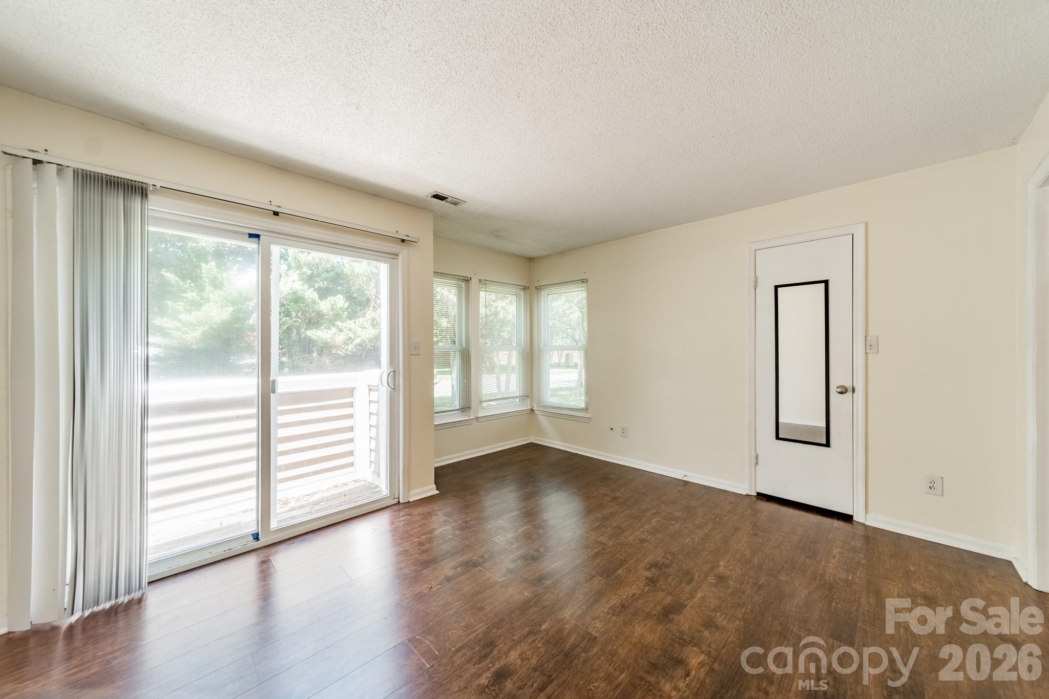 9605 Vinca Circle G Property Photo 21