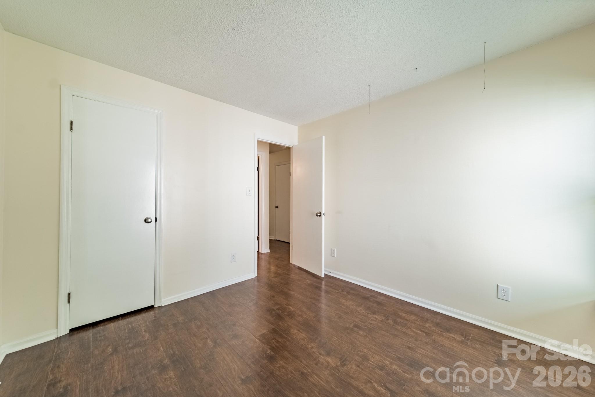 9605 Vinca Circle G Property Photo 24