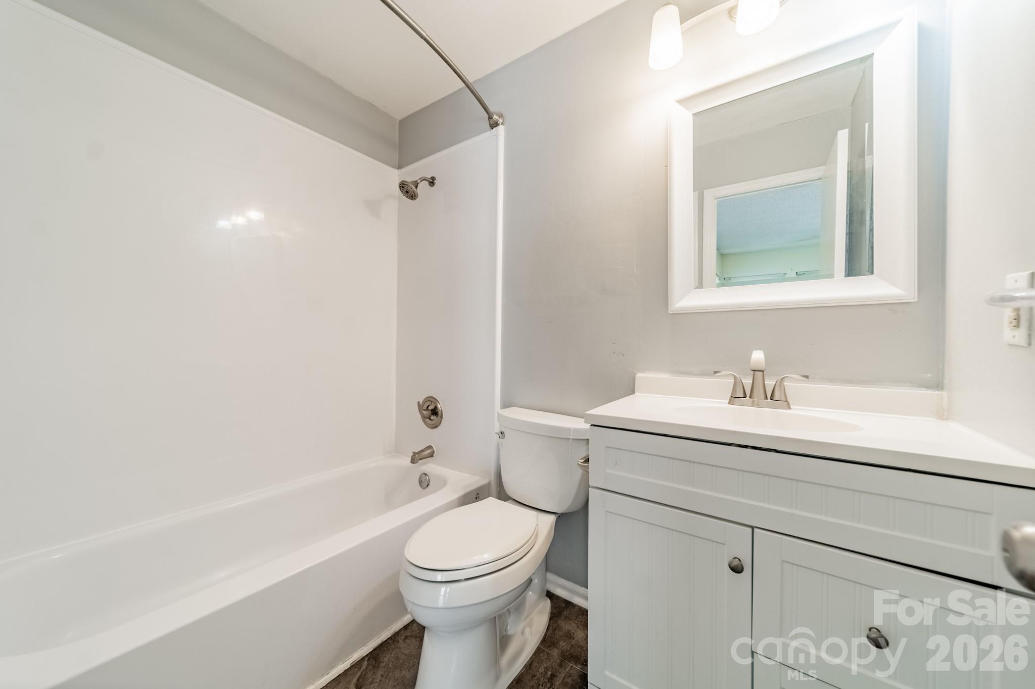 9605 Vinca Circle G Property Photo 27