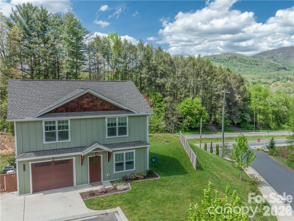 101 Towne Place Property Photo 1
