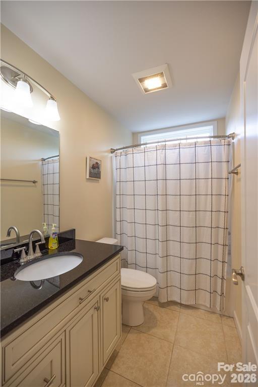 101 Towne Place Property Photo 18