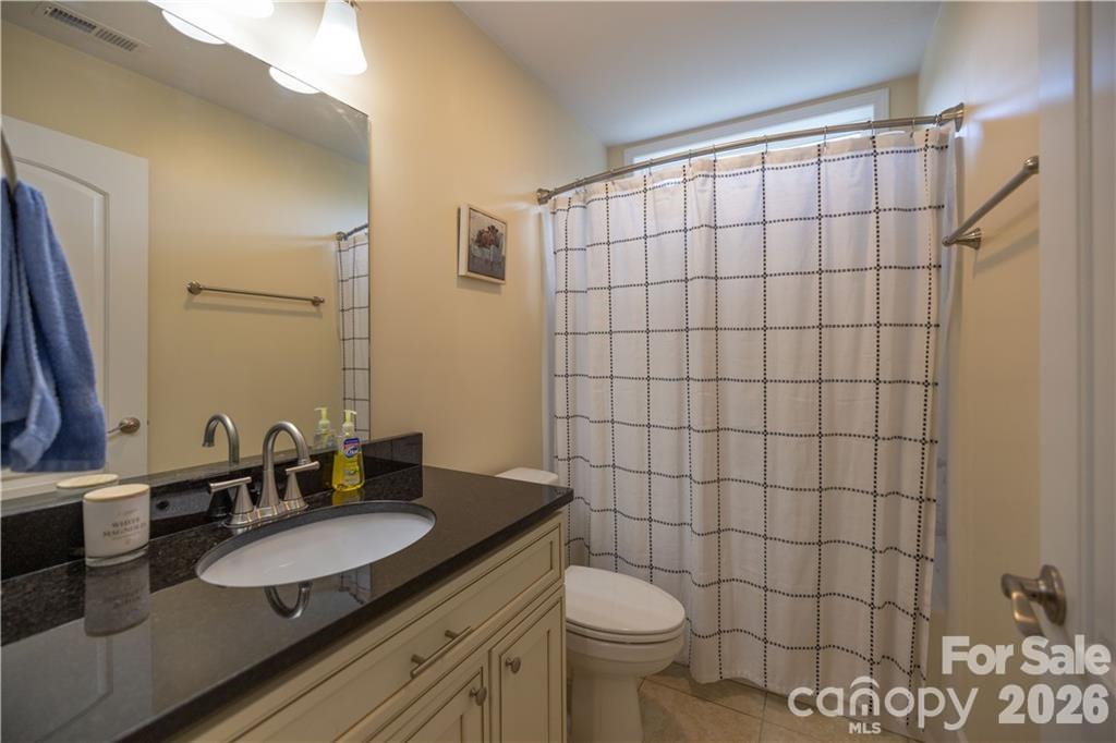 101 Towne Place Property Photo 19