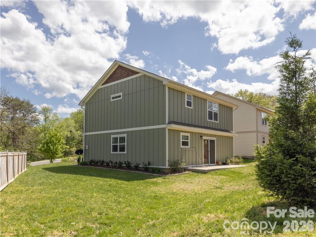 101 Towne Place Property Photo 25