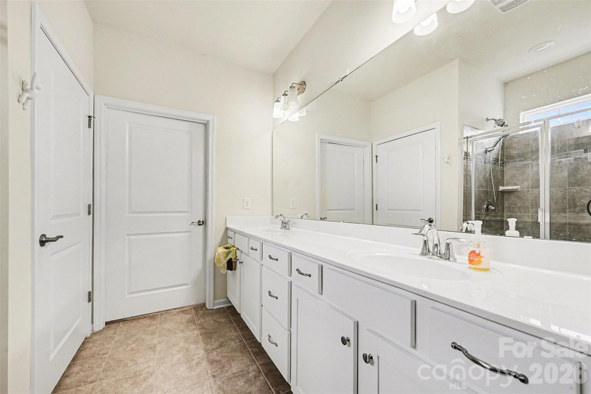 14204 Southbridge Forest Drive Property Photo 20