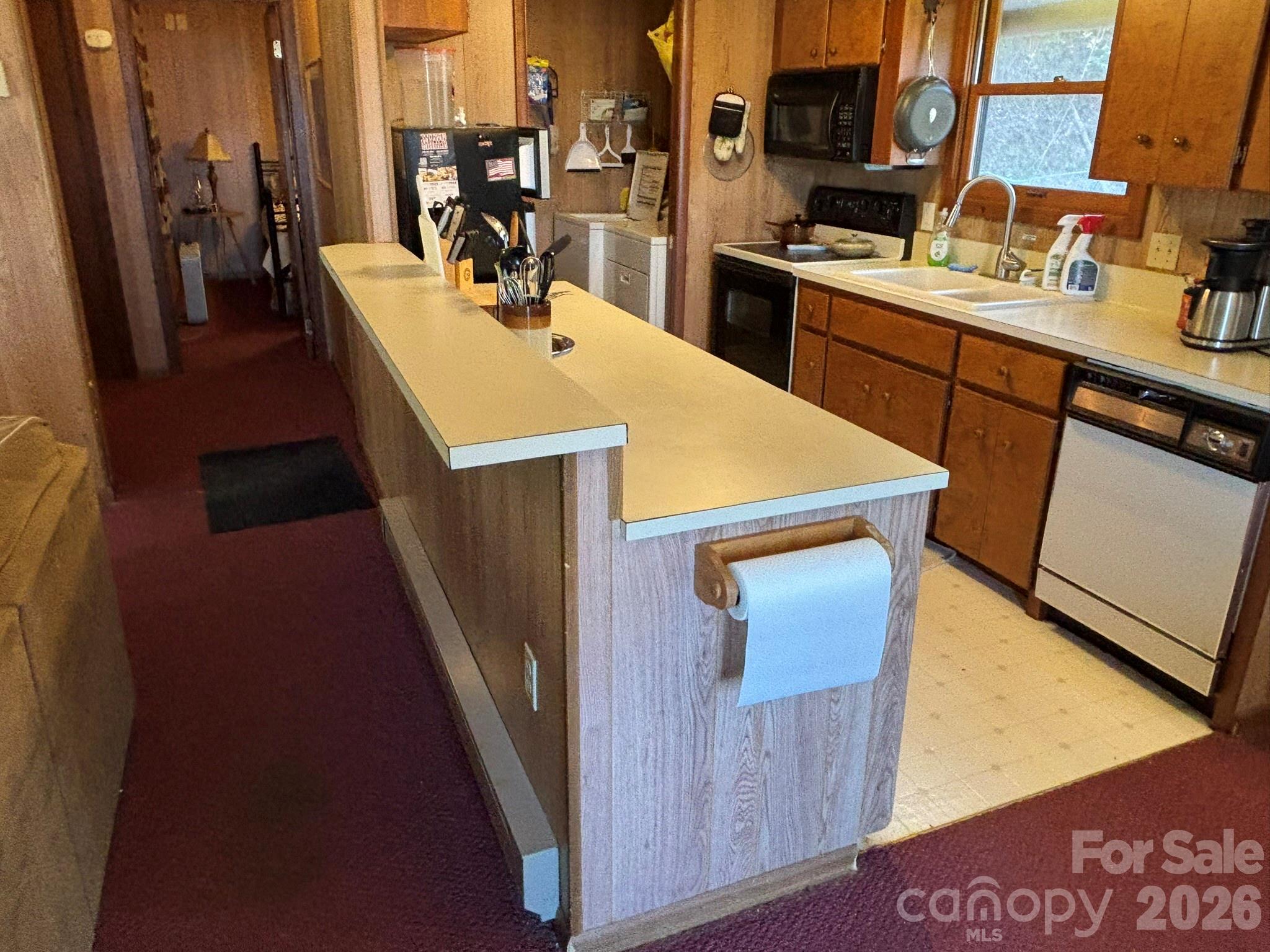 120 Kimberly Drive Property Photo 9