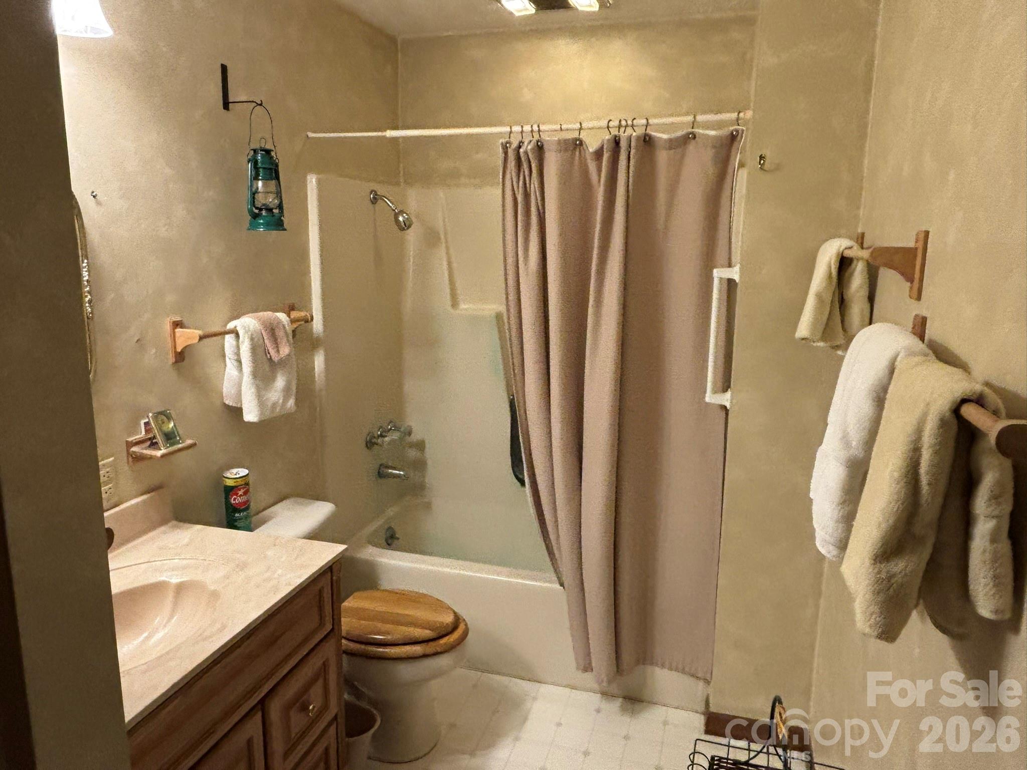 120 Kimberly Drive Property Photo 17