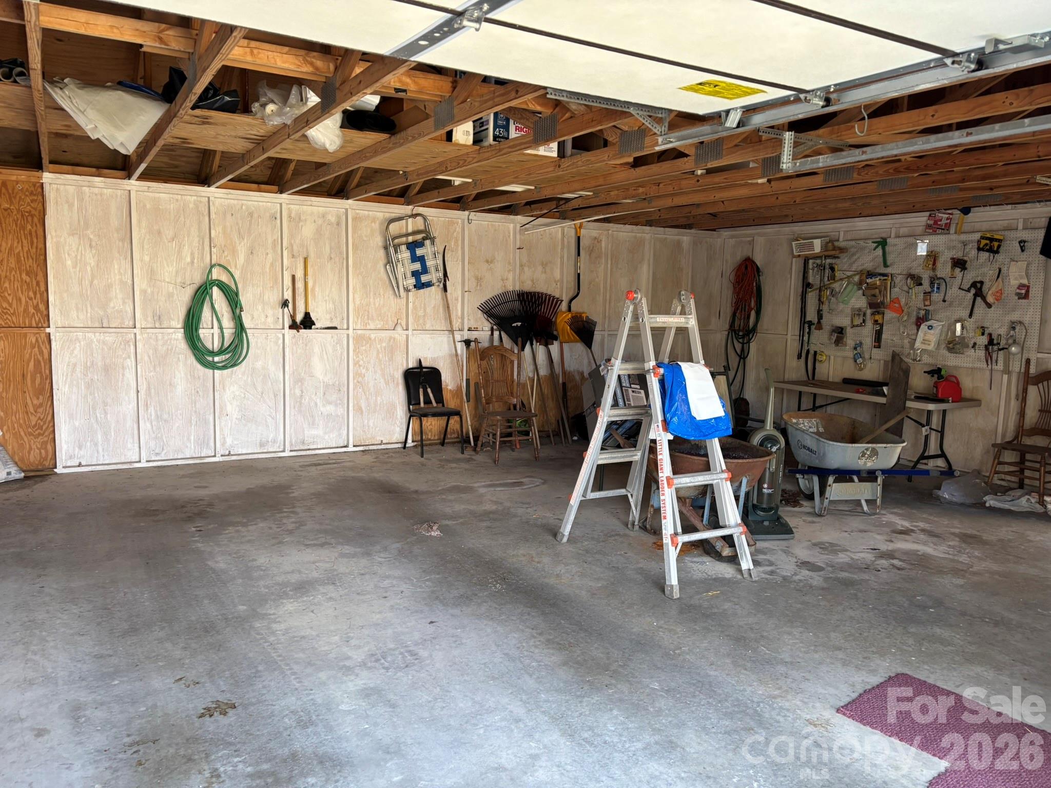 120 Kimberly Drive Property Photo 27