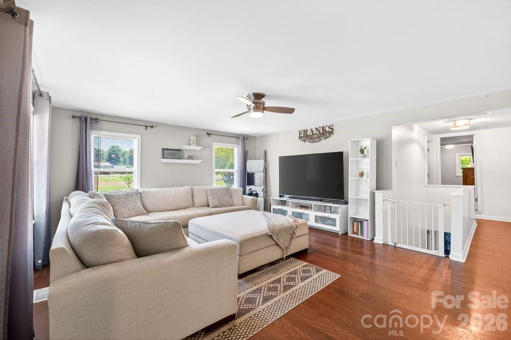 3407 Ratchford Drive Property Photo 8