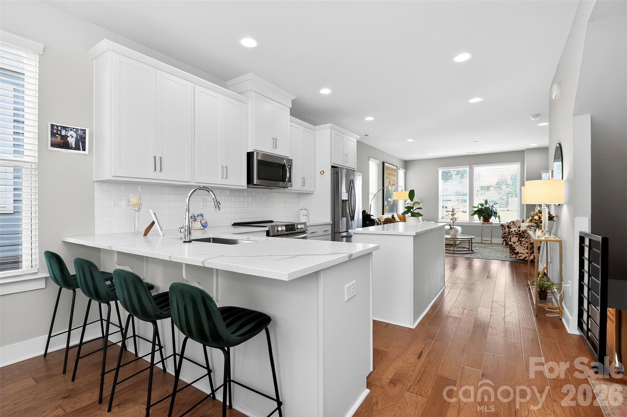 2111 Isom Street Property Photo 23