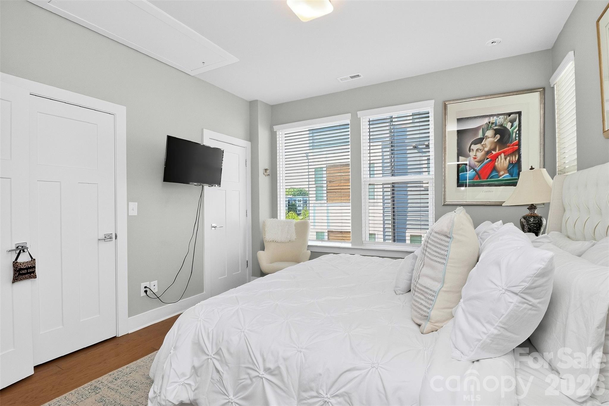 2111 Isom Street Property Photo 26
