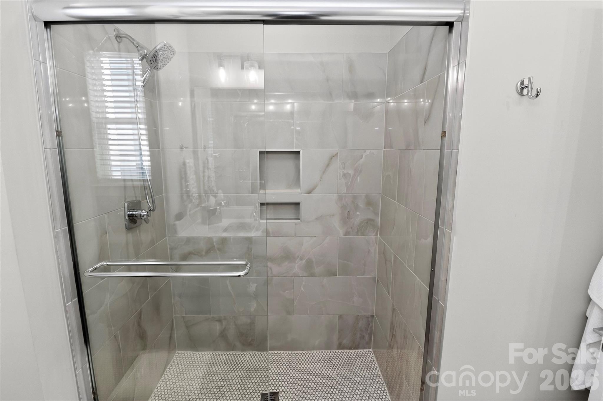 2111 Isom Street Property Photo 29