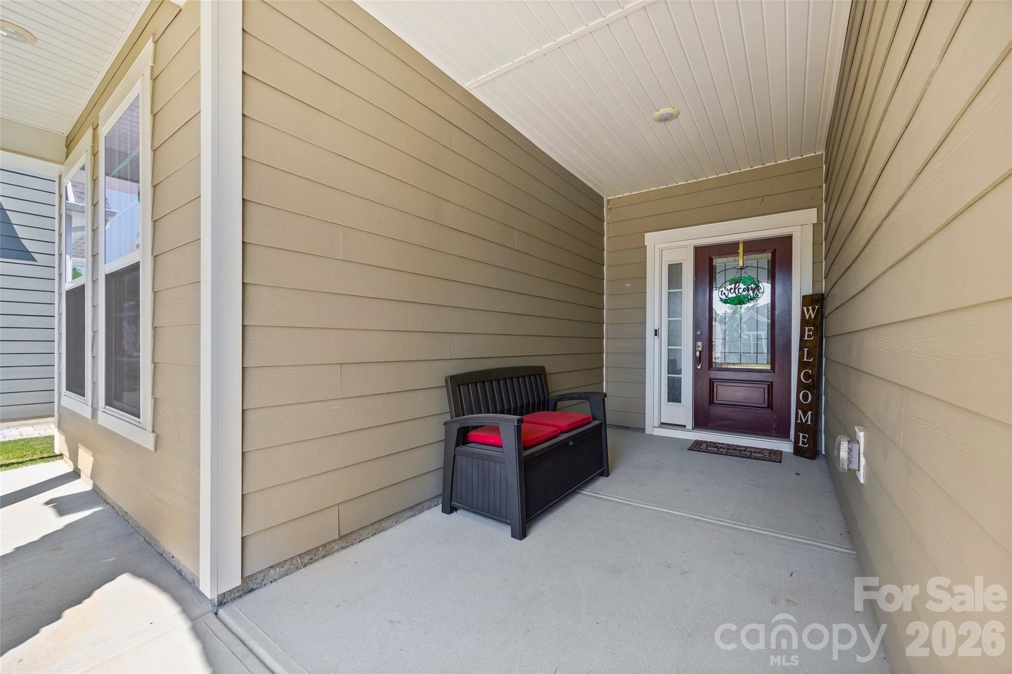 3199 Windhaven Lane Property Photo 3