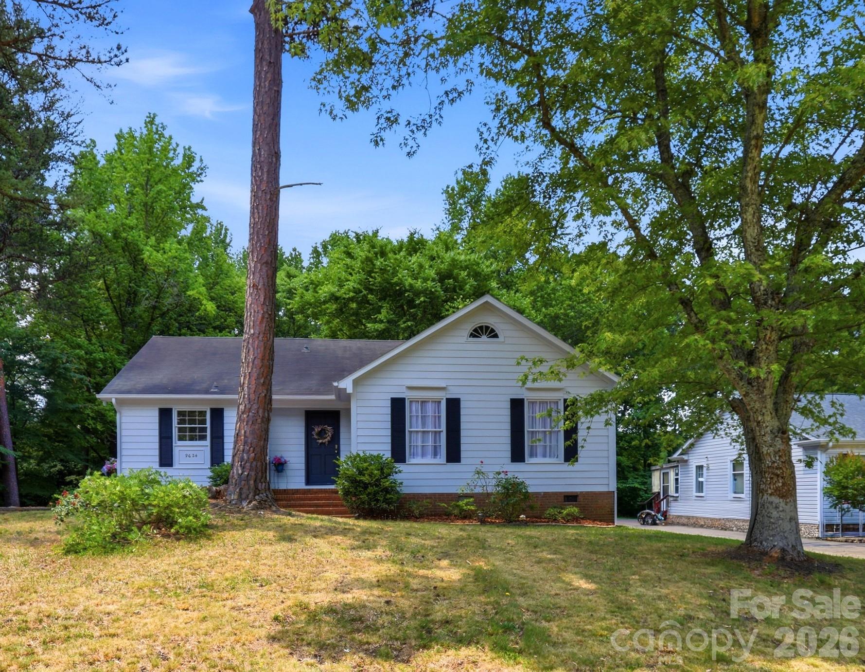 9624 Central Drive Property Photo 5