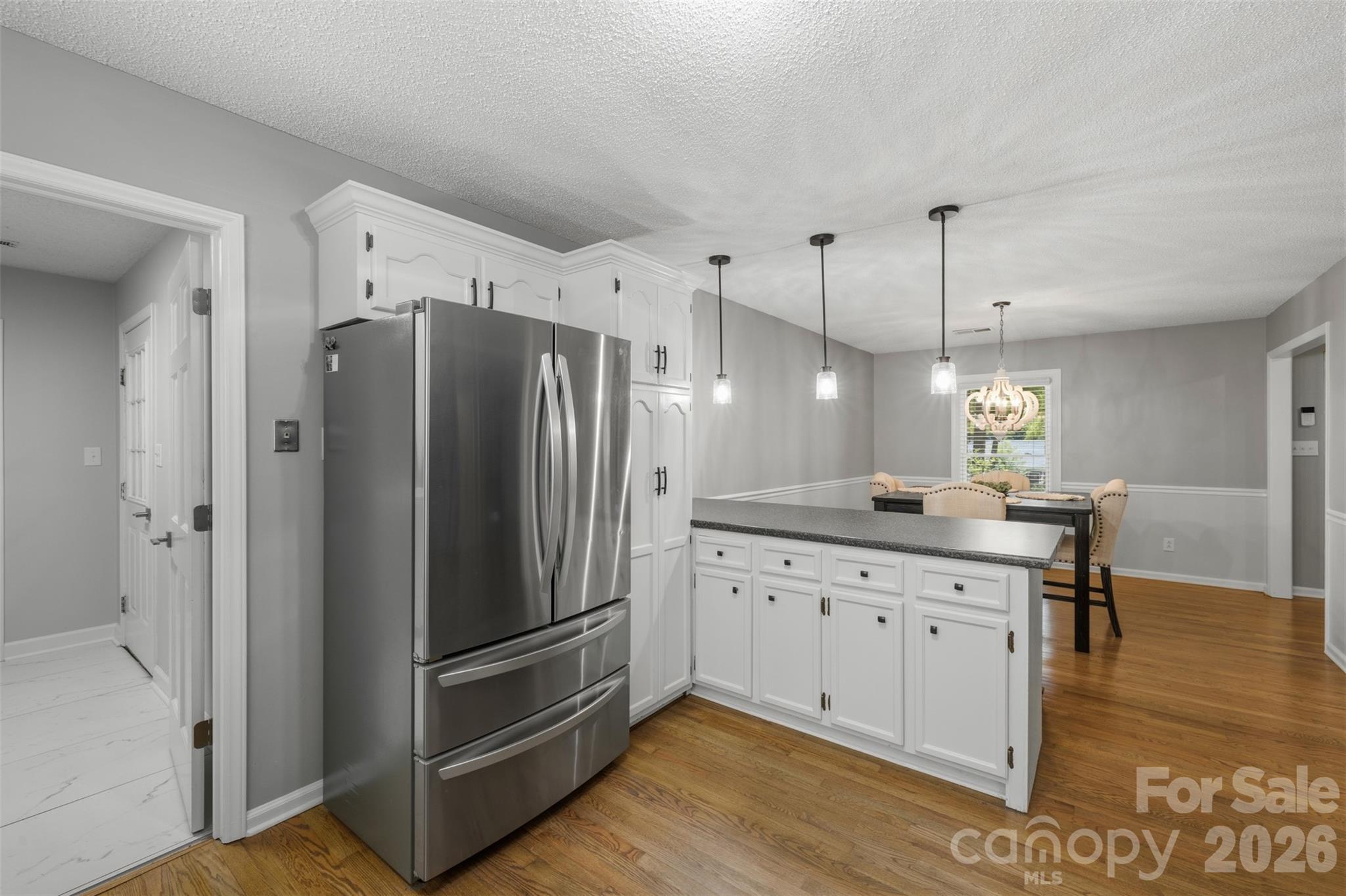 7795 Old Post Road Property Photo 7