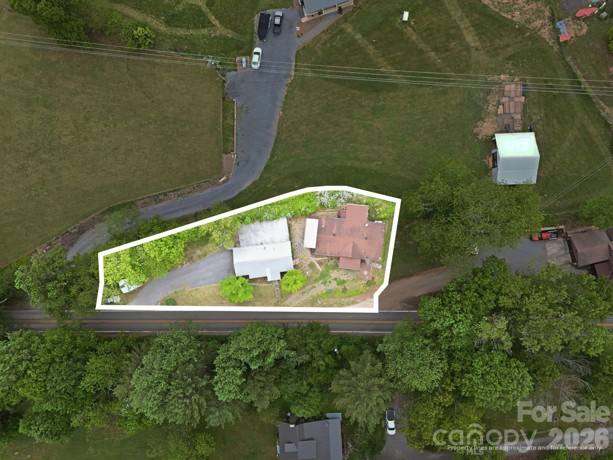 3383 Thickety Road Property Photo 2
