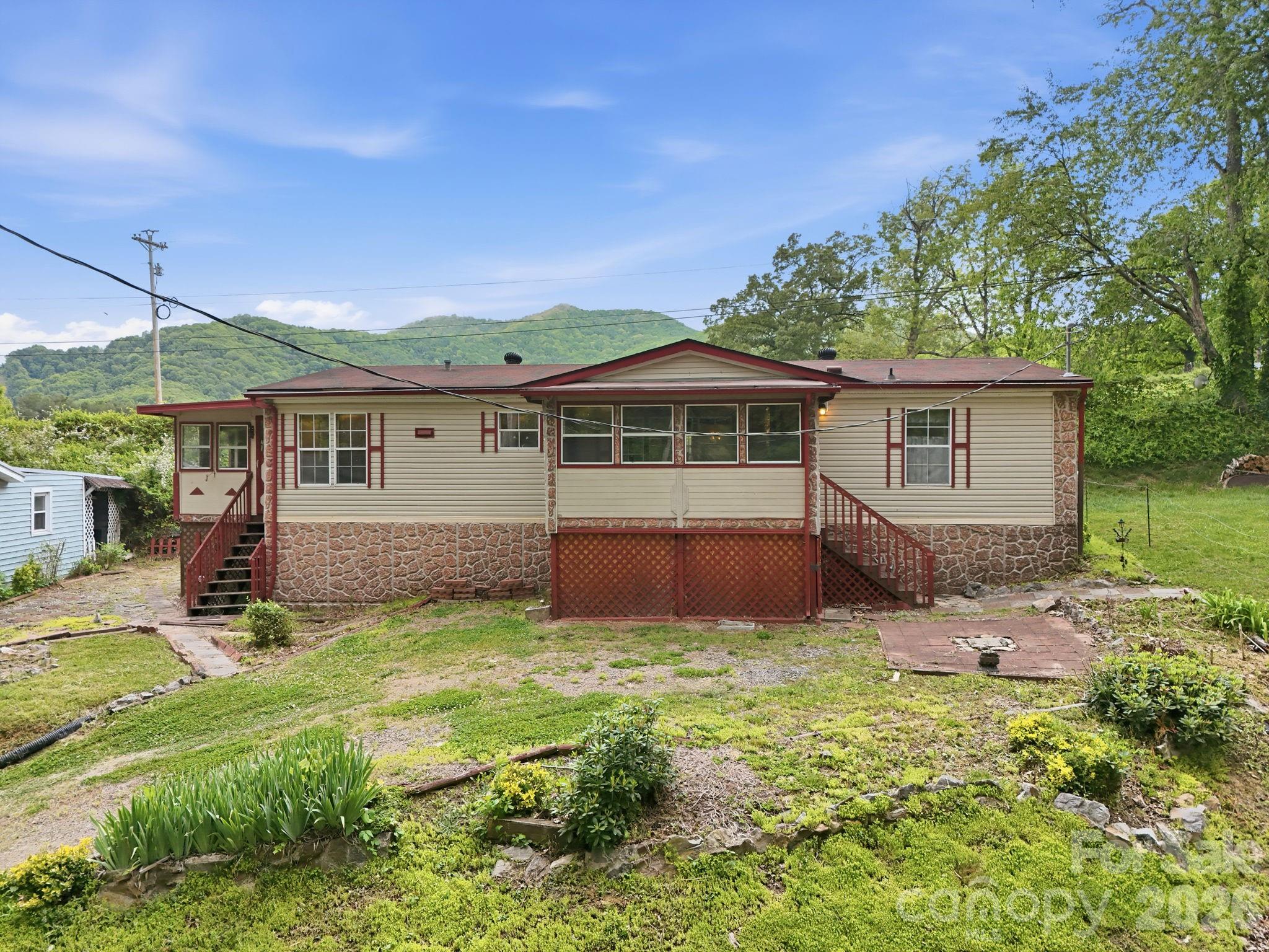 3383 Thickety Road Property Photo 26