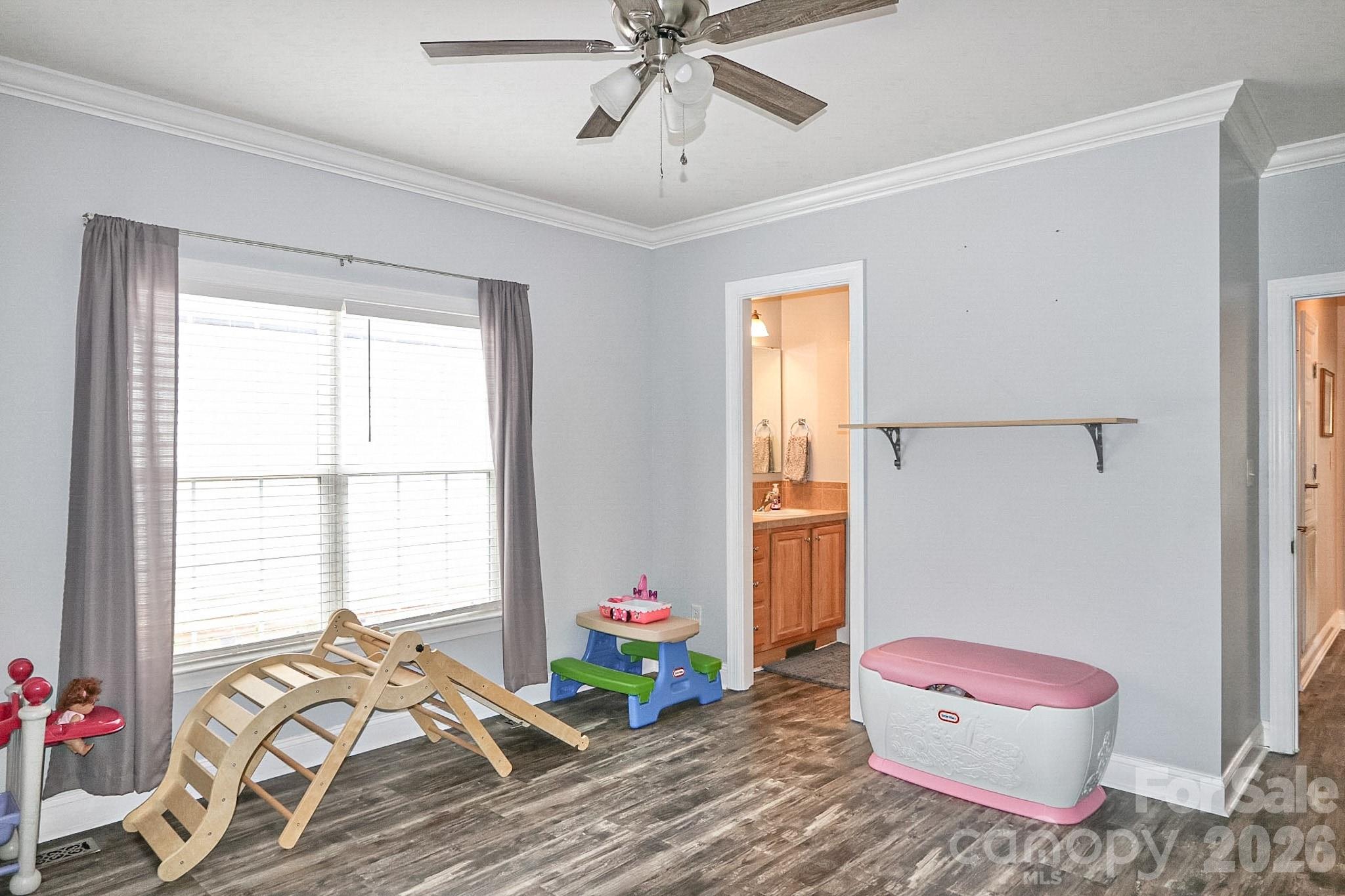 3127 Yorkshire Lane Property Photo 34