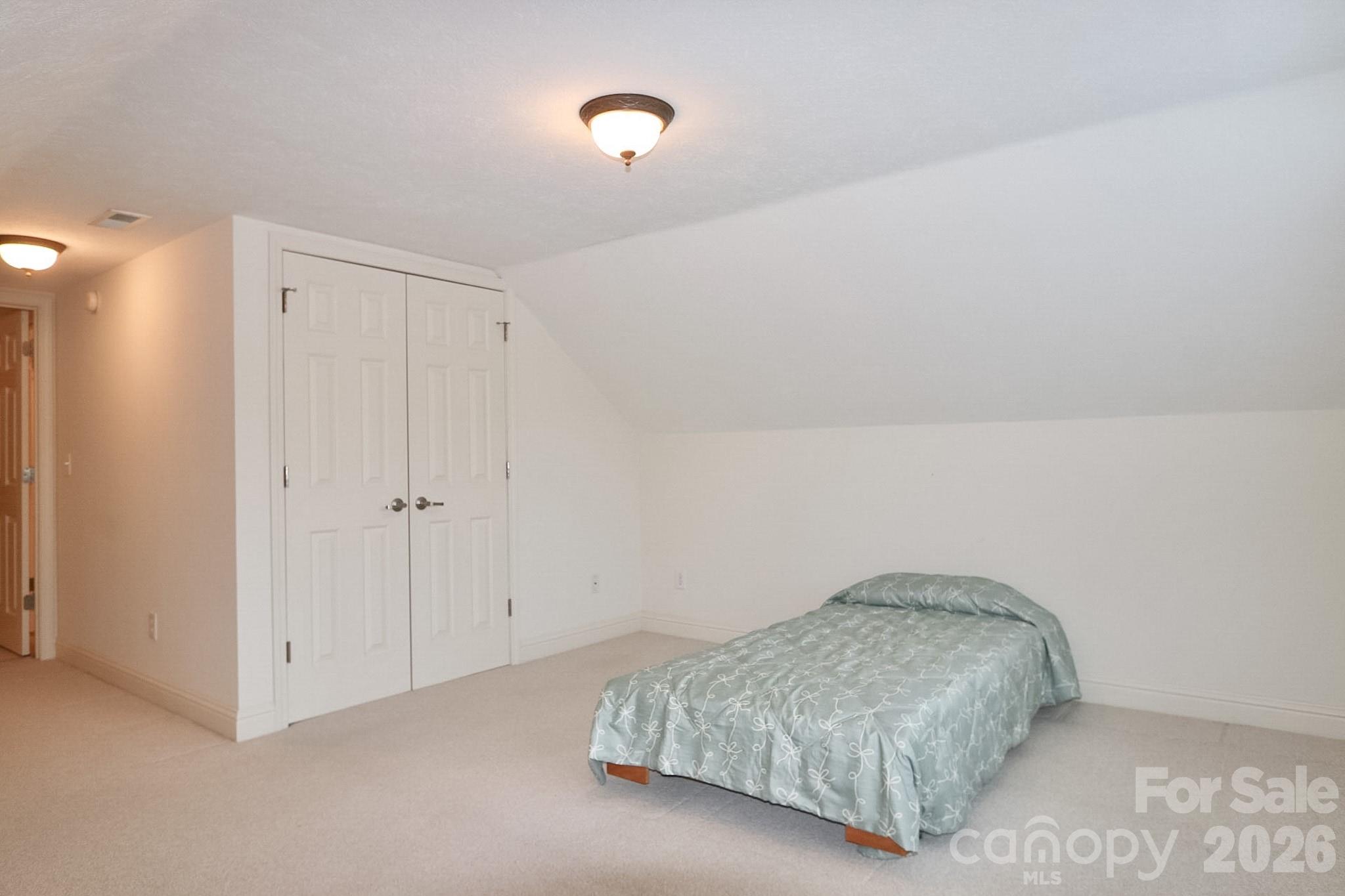 3127 Yorkshire Lane Property Photo 38