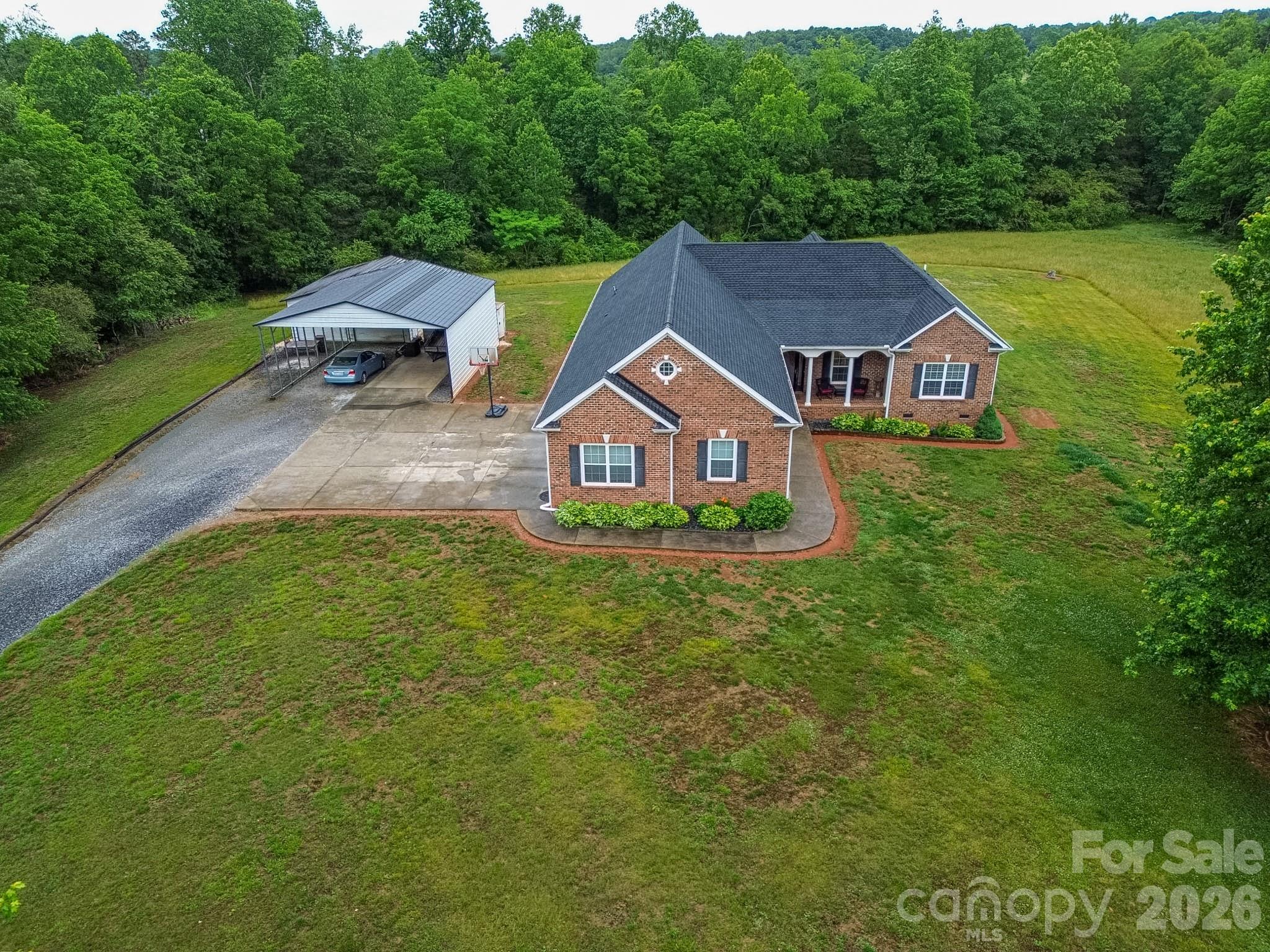 3127 Yorkshire Lane Property Photo 47