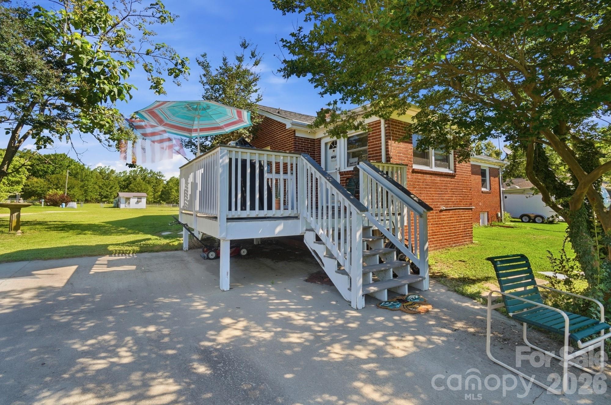 1821 Overbrook Road Property Photo 5