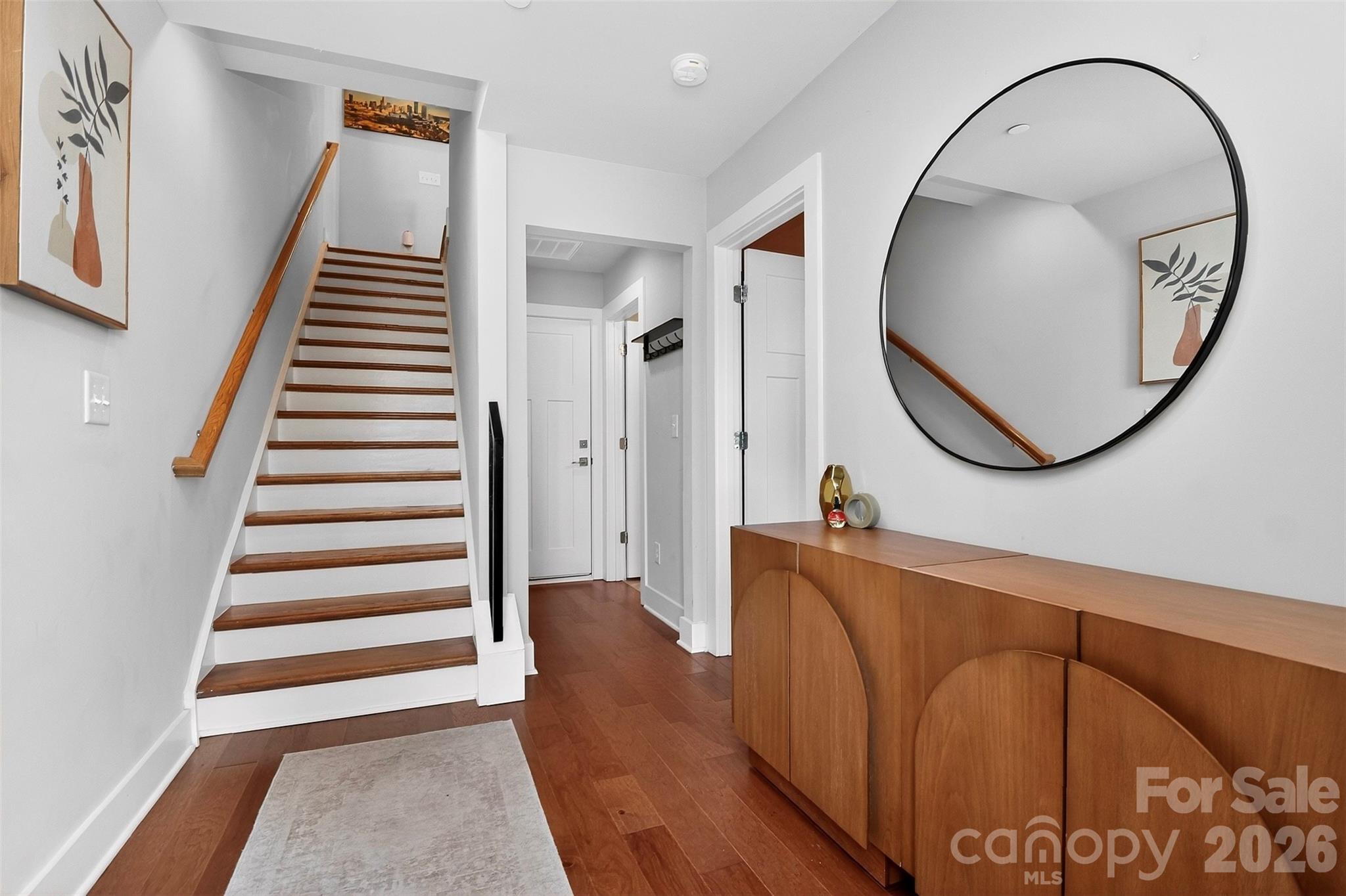 2024 Bryant Park Drive Property Photo 5