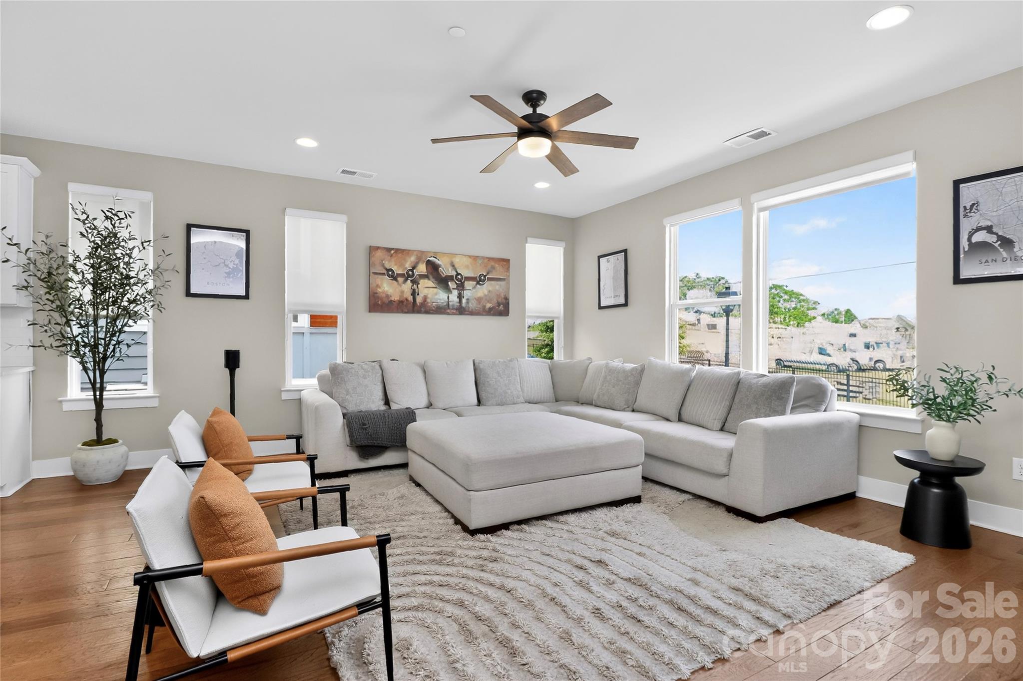 2024 Bryant Park Drive Property Photo 10